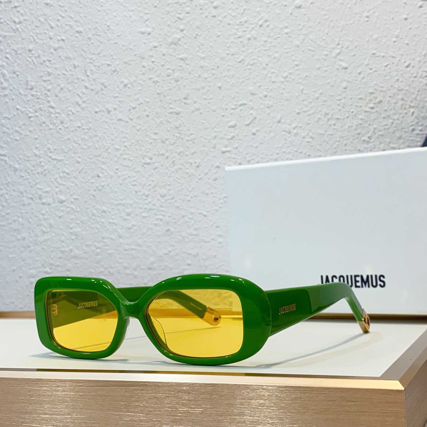 Jacquemus ROND CARRE Sunglasses - EUR FASHION