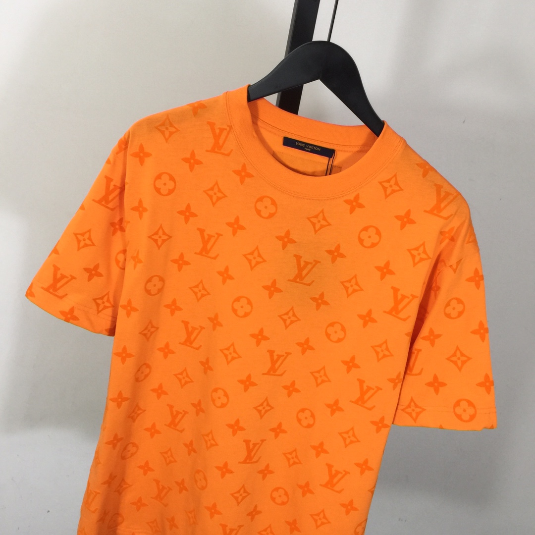 Louis Vuitton Monogram T-shirt - EUR FASHION