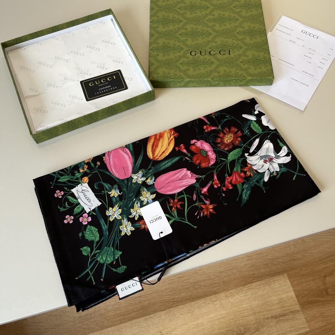 Gucci Printed Silk Twill Carré - EUR FASHION