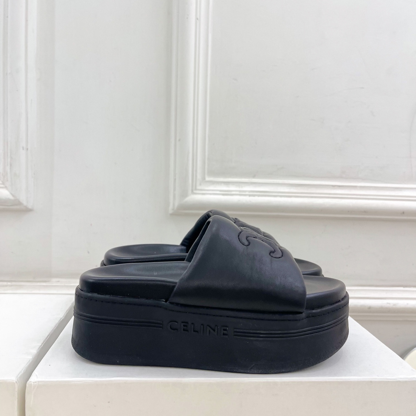 Celine Block Slide With Triomphe In Lambskin - EUR FASHION