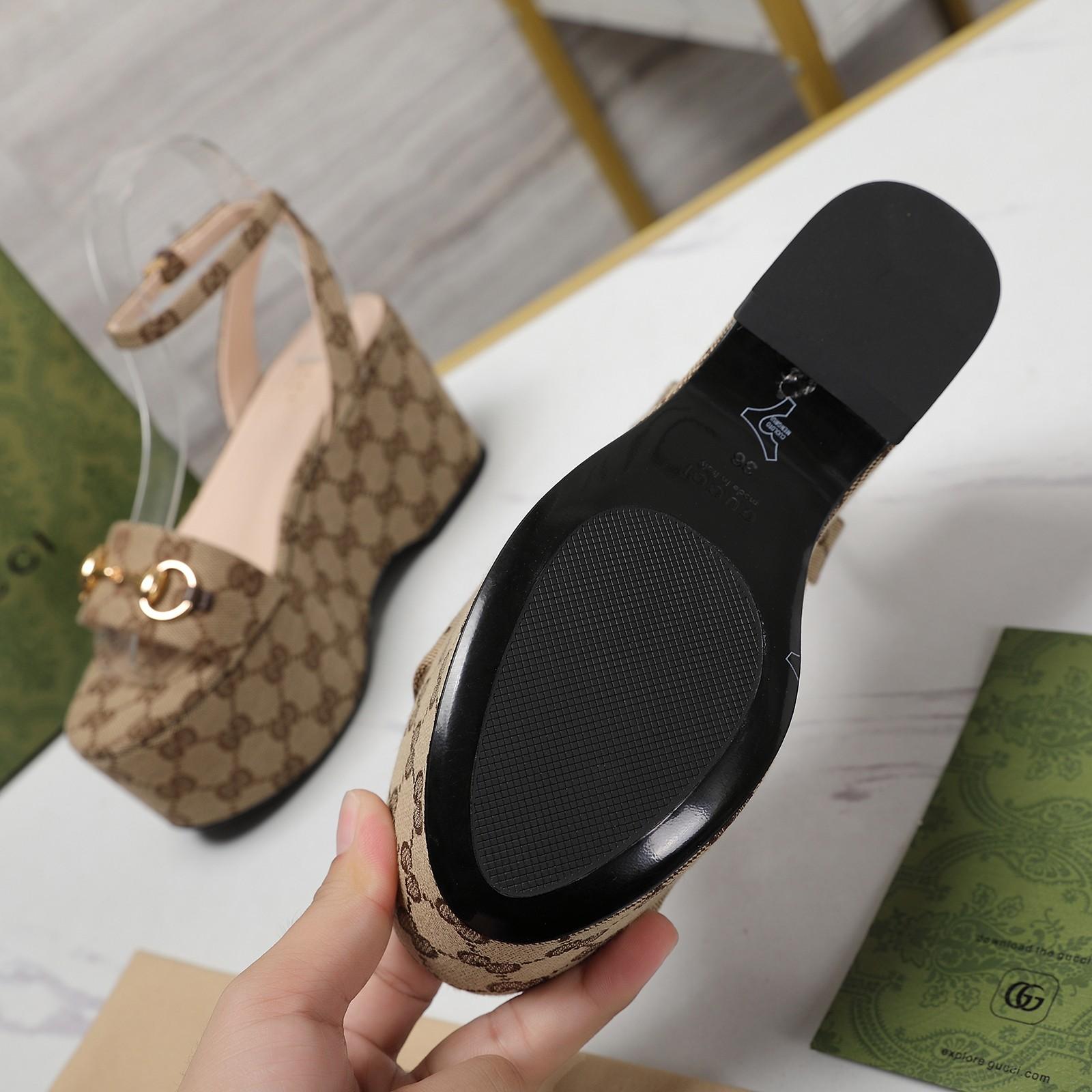 Gucci Women's Horsebit flatform Sandal - EUR FASHION