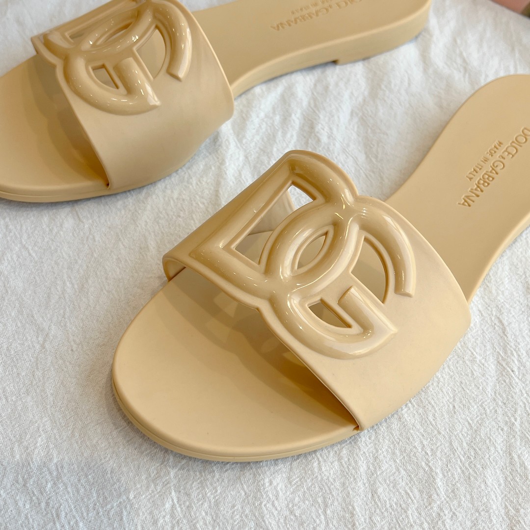 Dolce & Gabbana Women's Sandals - EUR FASHION