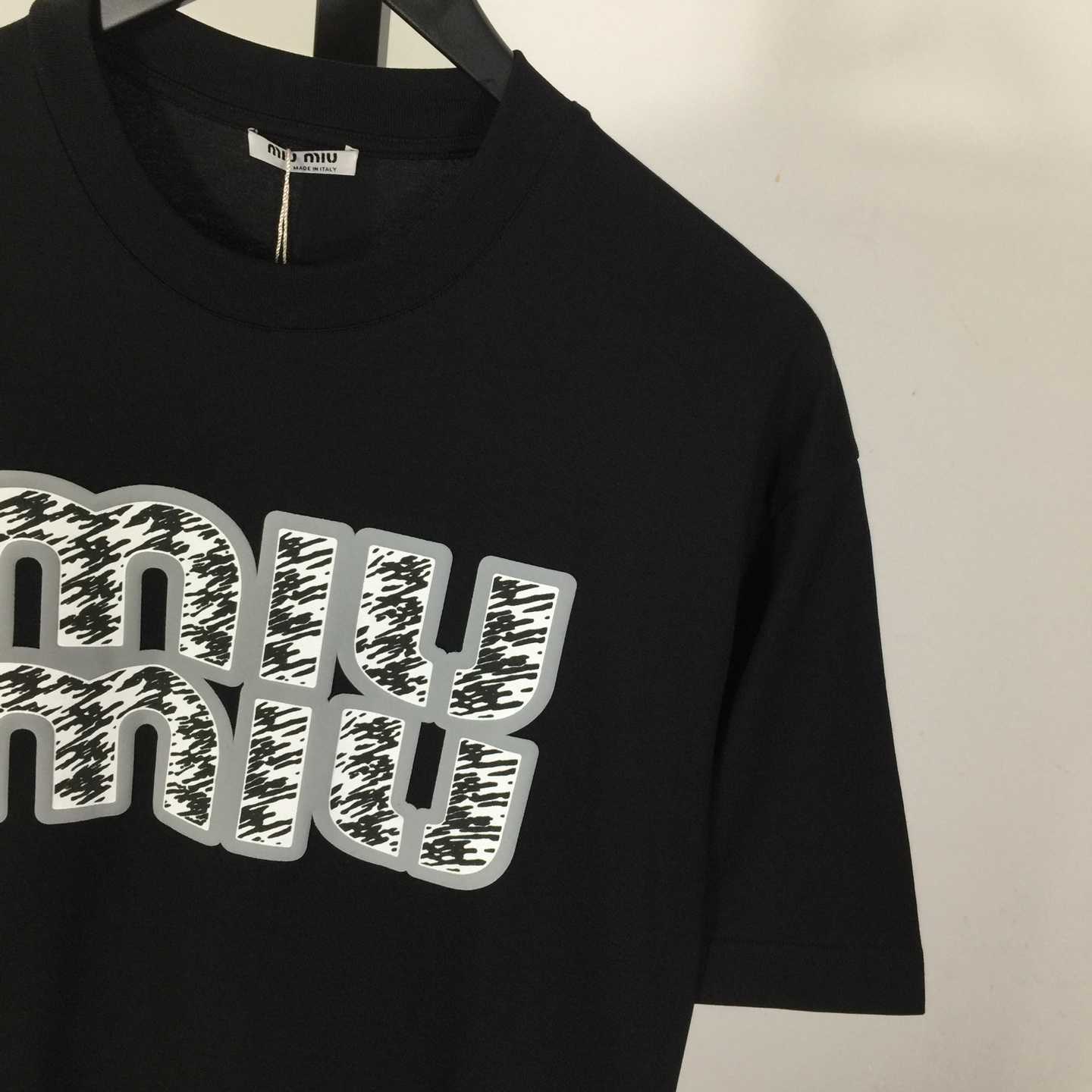 Miu Miu Logo T-shirt - EUR FASHION