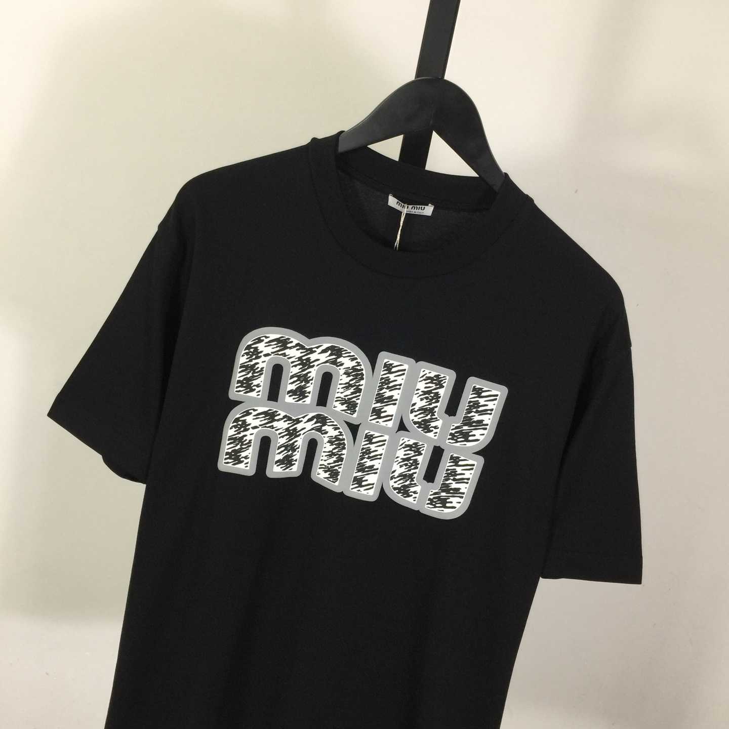 Miu Miu Logo T-shirt - EUR FASHION