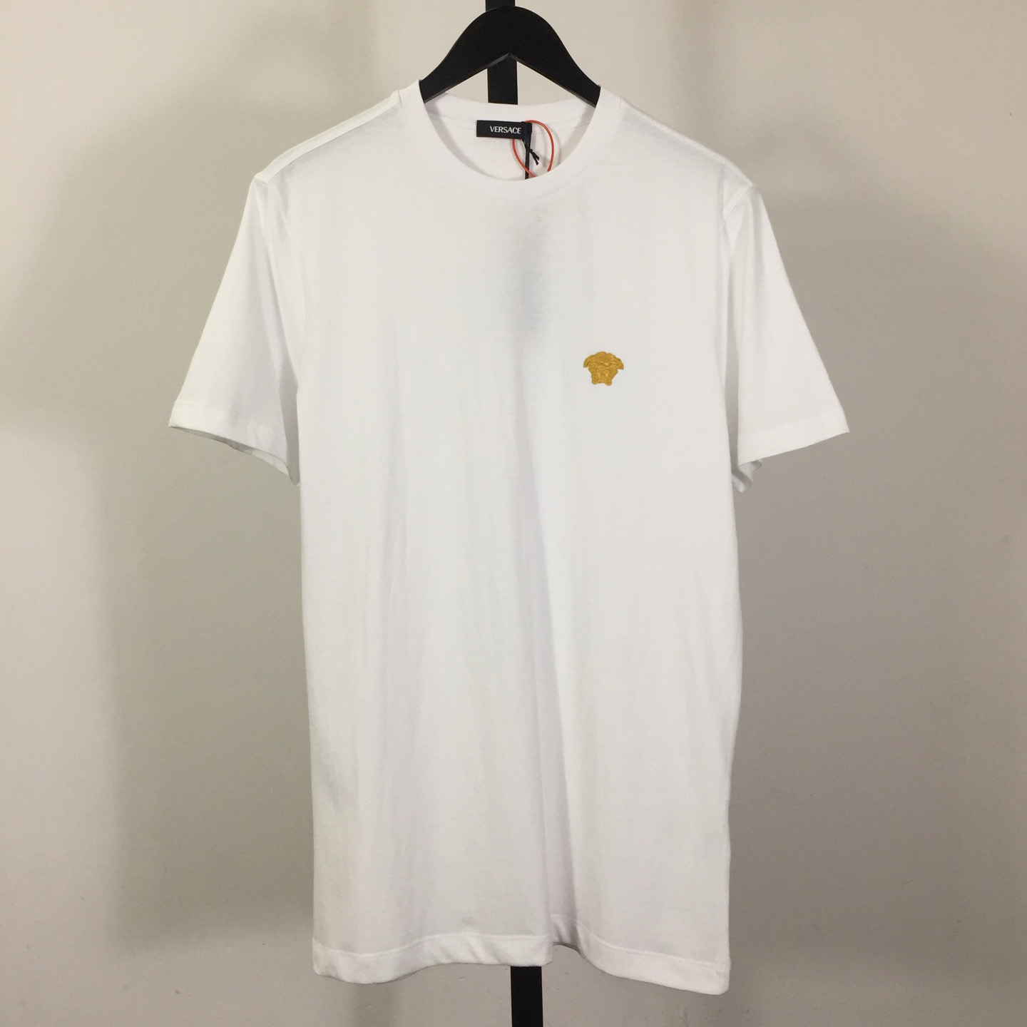 Versace Medusa T-shirt  - EUR FASHION