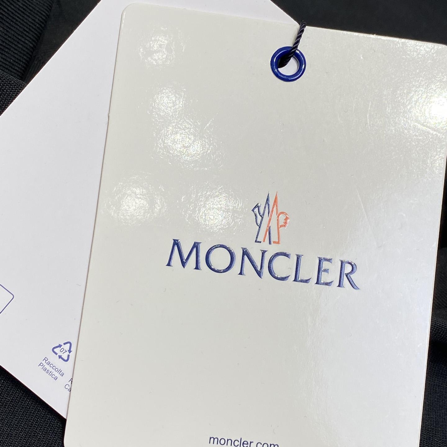 Moncler Varsity logo t-shirt - EUR FASHION