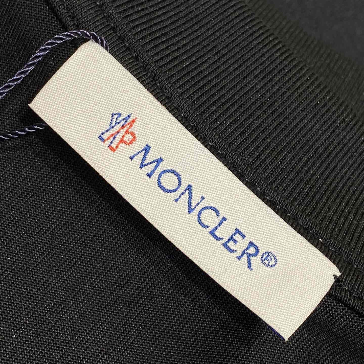 Moncler Varsity logo t-shirt - EUR FASHION