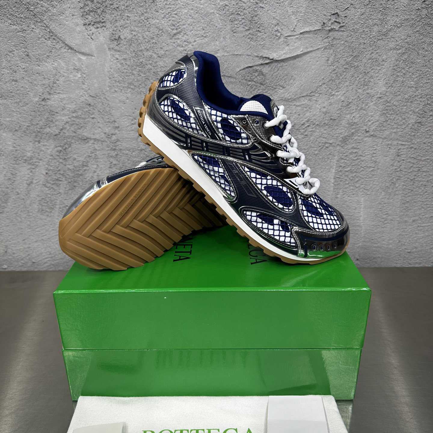 Bottega Veneta Orbit Sneaker  - EUR FASHION