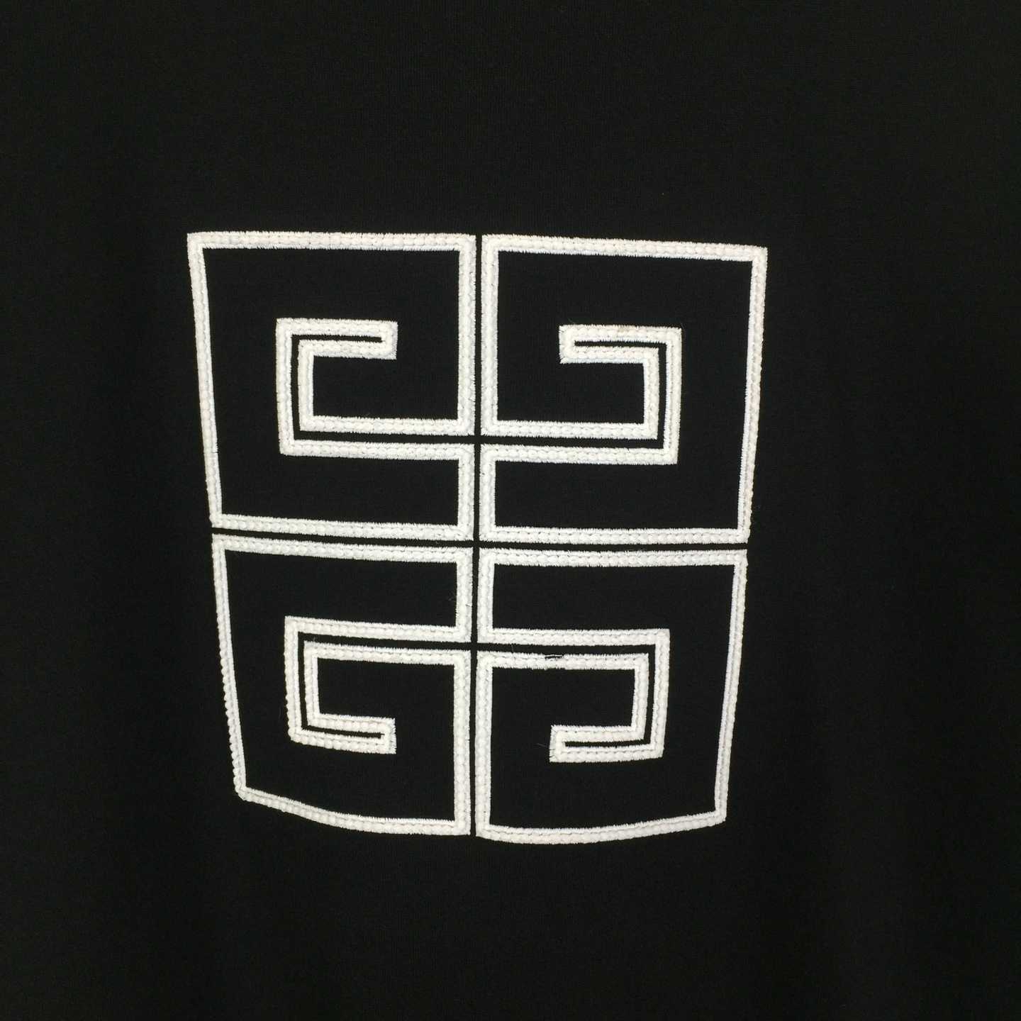 Givenchy T-shirt In Cotton - EUR FASHION