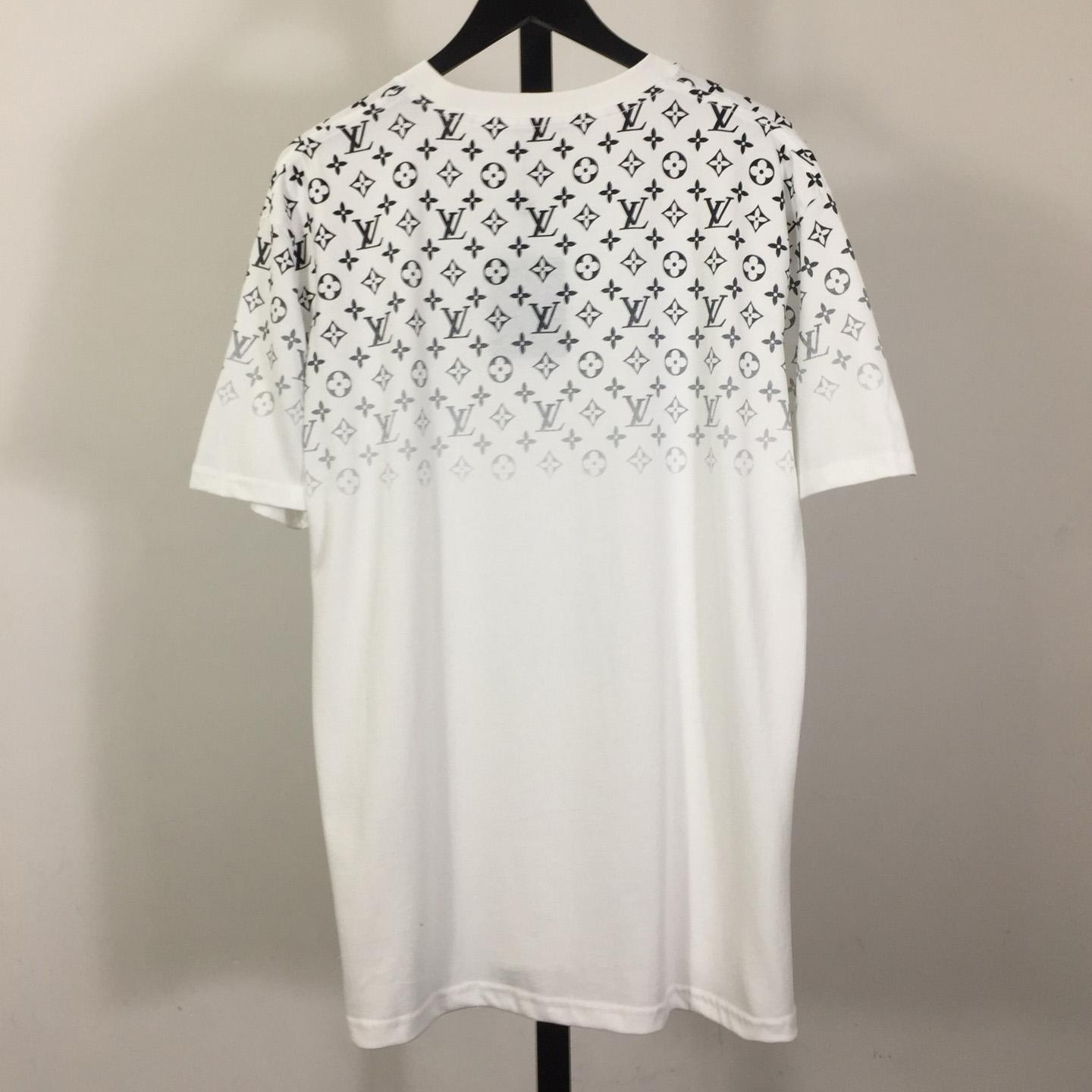 Louis Vuitton Gradient Cotton T-Shirt    1AHUG3 - EUR FASHION