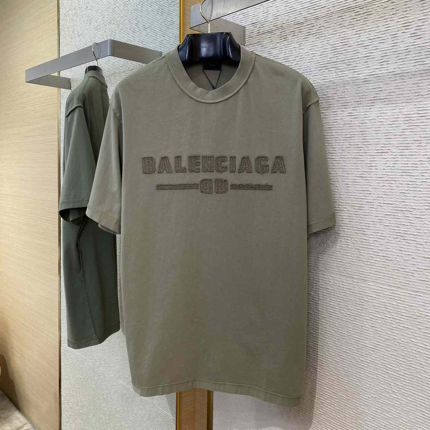 Balenciaga Inside-Out T-Shirt Medium Fit In Army Green - EUR FASHION