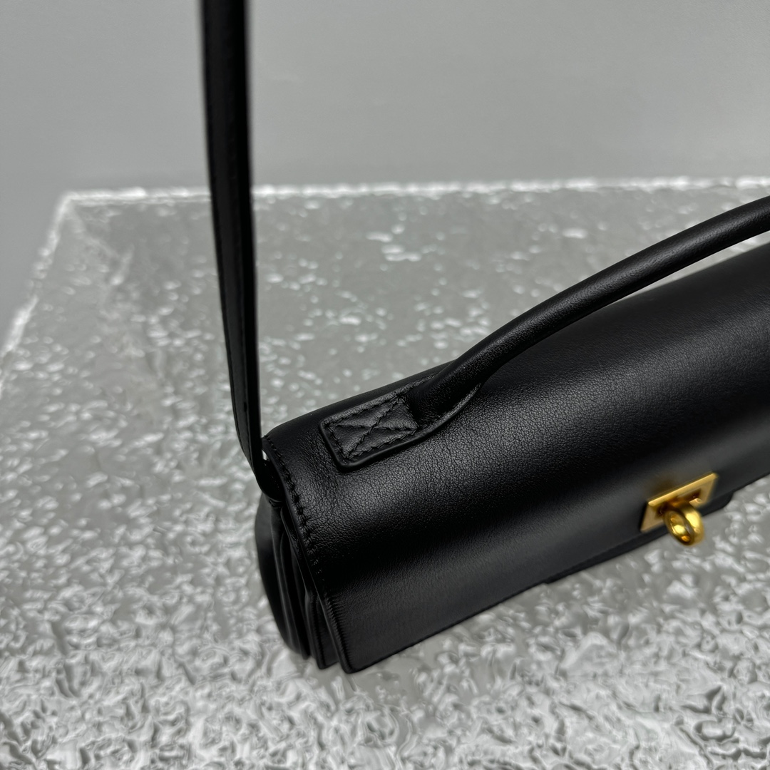 Balenciaga Bel Air Clutch On Strap Small In Black   - EUR FASHION