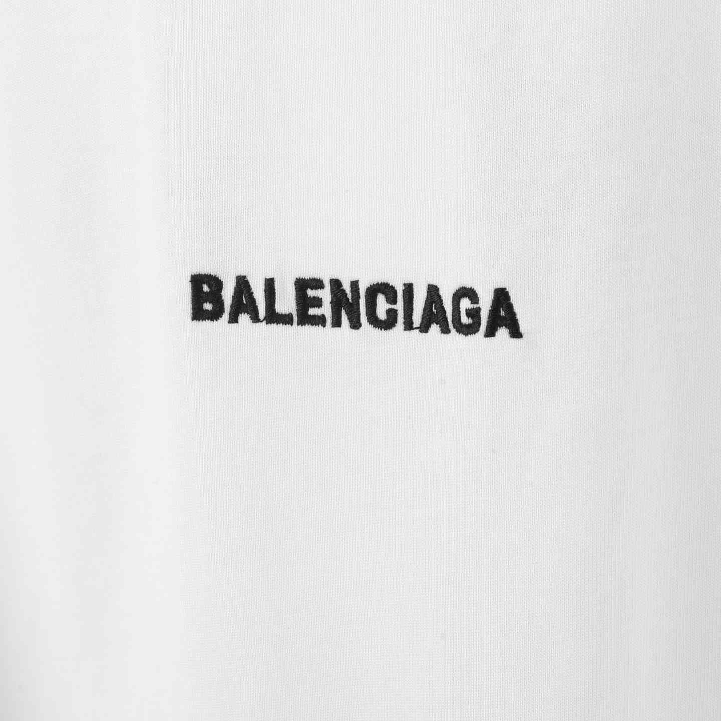 Balenciaga Logo-embroidered T-shirt - EUR FASHION