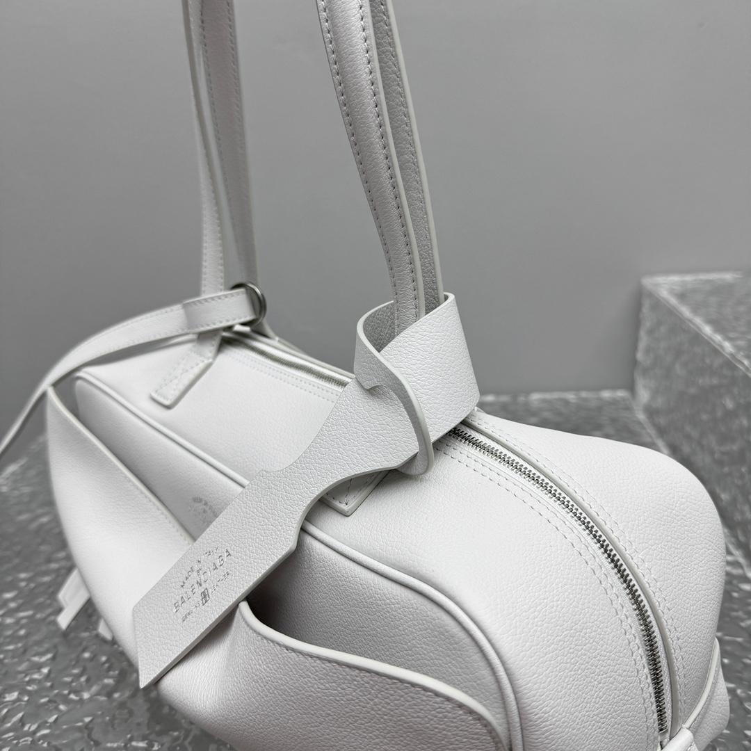 Balenciaga Carrie Bowling Bag Small In White - EUR FASHION
