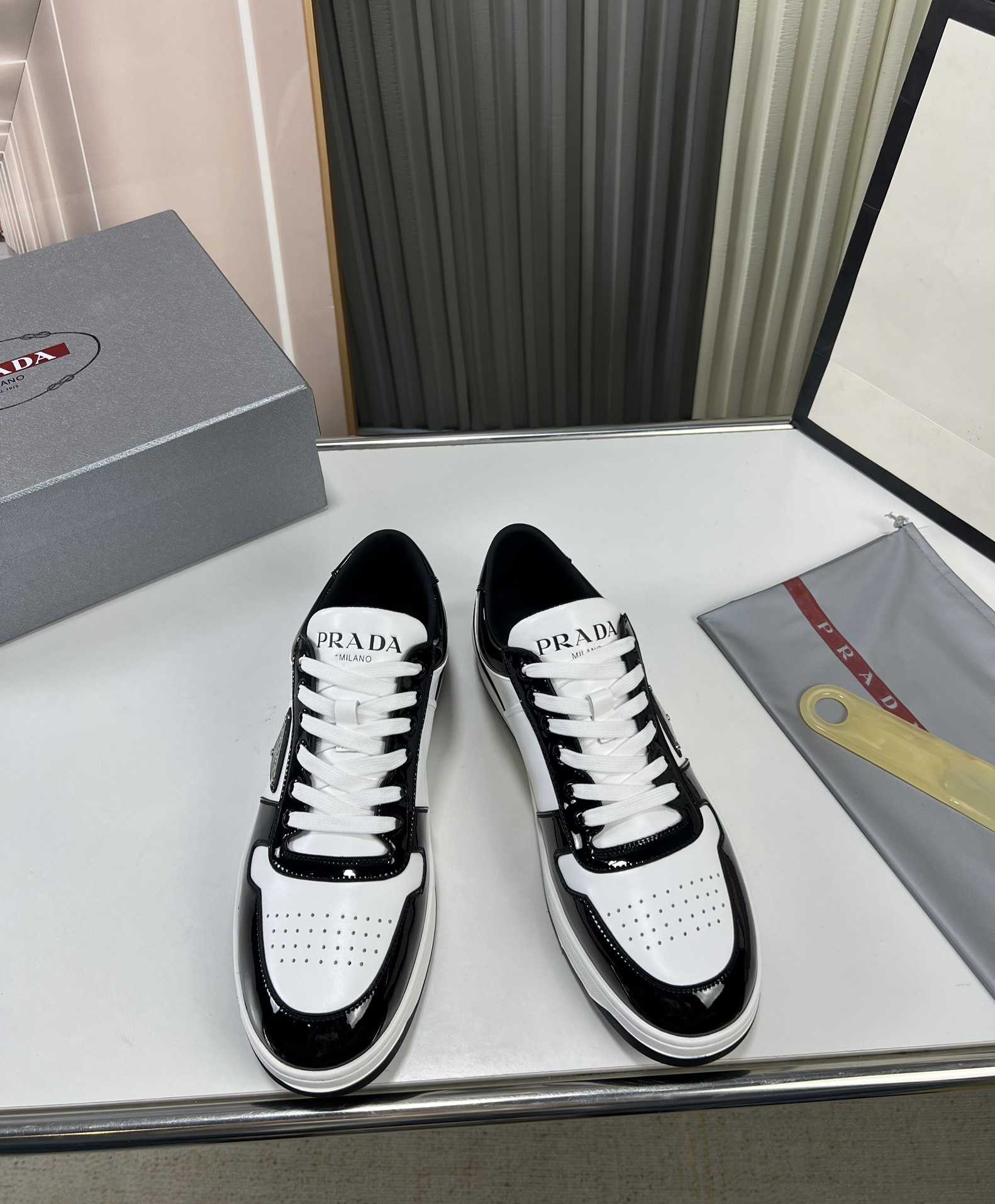 Prada Downtown triangle-logo Sneakers - EUR FASHION