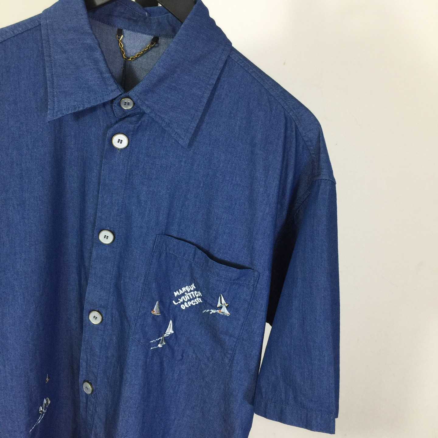 Louis Vuitton Embroidered Chambray Short-Sleeved Shirt   1AHVVX - EUR FASHION