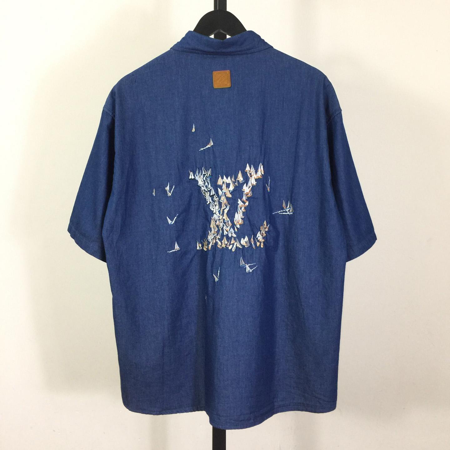 Louis Vuitton Embroidered Chambray Short-Sleeved Shirt   1AHVVX - EUR FASHION