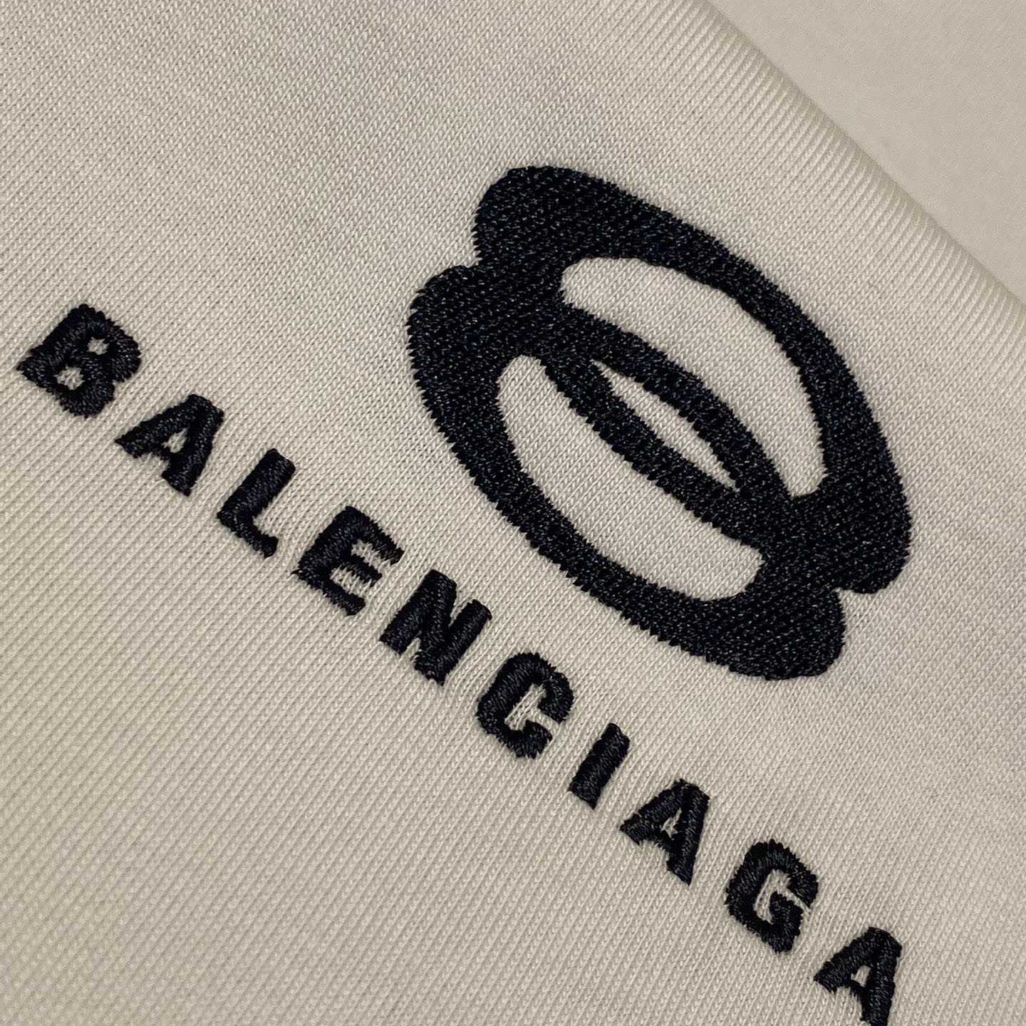 Balenciaga Unity Sports Icon Oversized T-Shirt In Dirty White - EUR FASHION