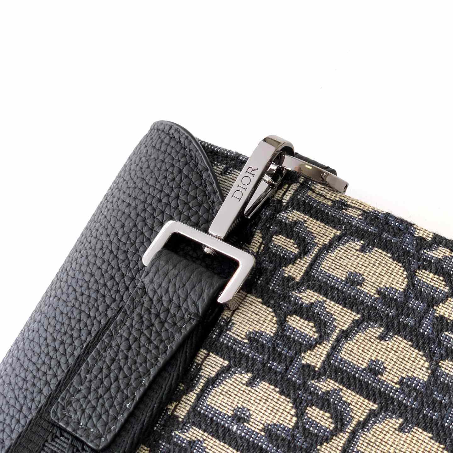 Dior Saddle A5 Triangle Pouch  - EUR FASHION