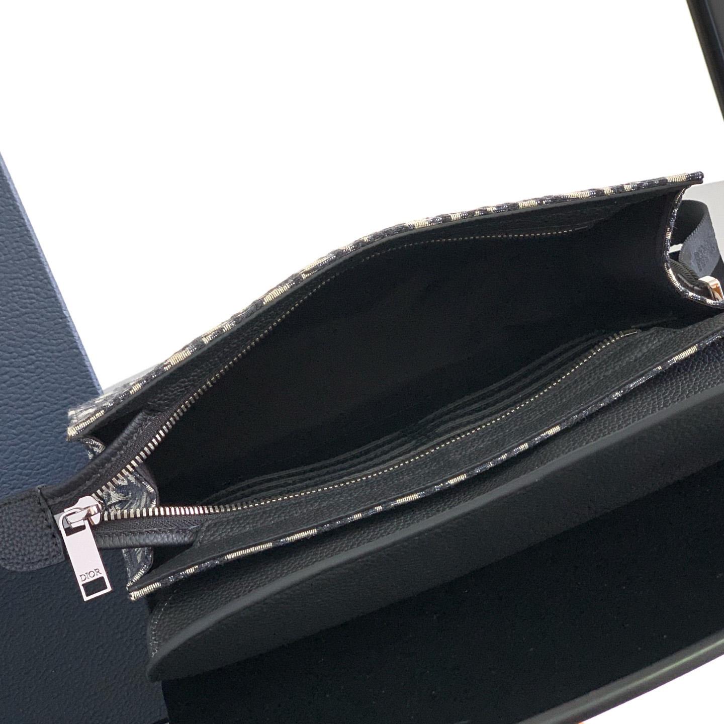 Dior Saddle A5 Triangle Pouch  - EUR FASHION