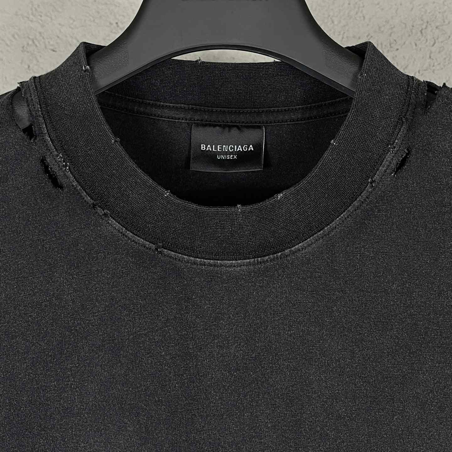 Balenciaga International Short Sleeve Cropped T-Shirt - EUR FASHION