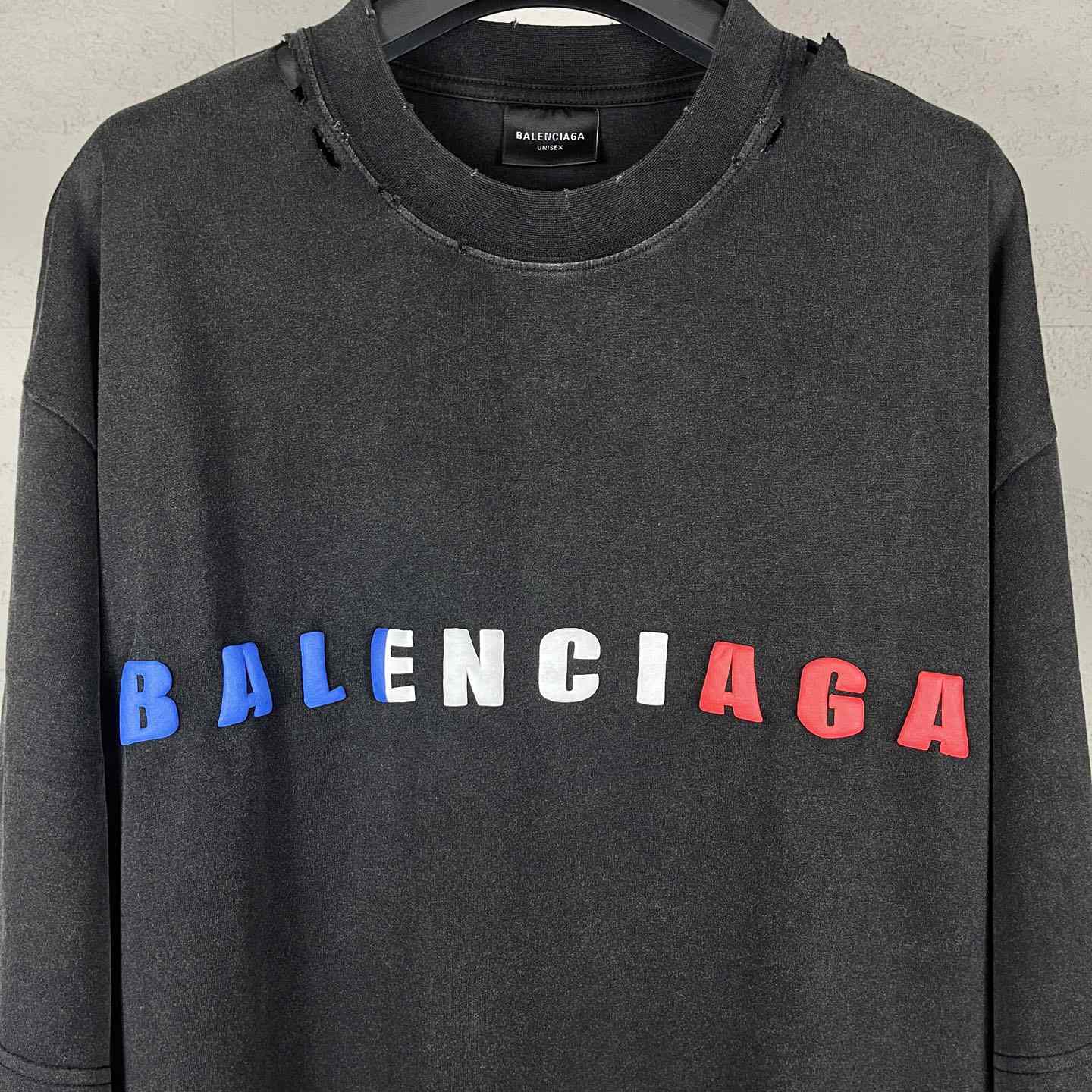 Balenciaga International Short Sleeve Cropped T-Shirt - EUR FASHION