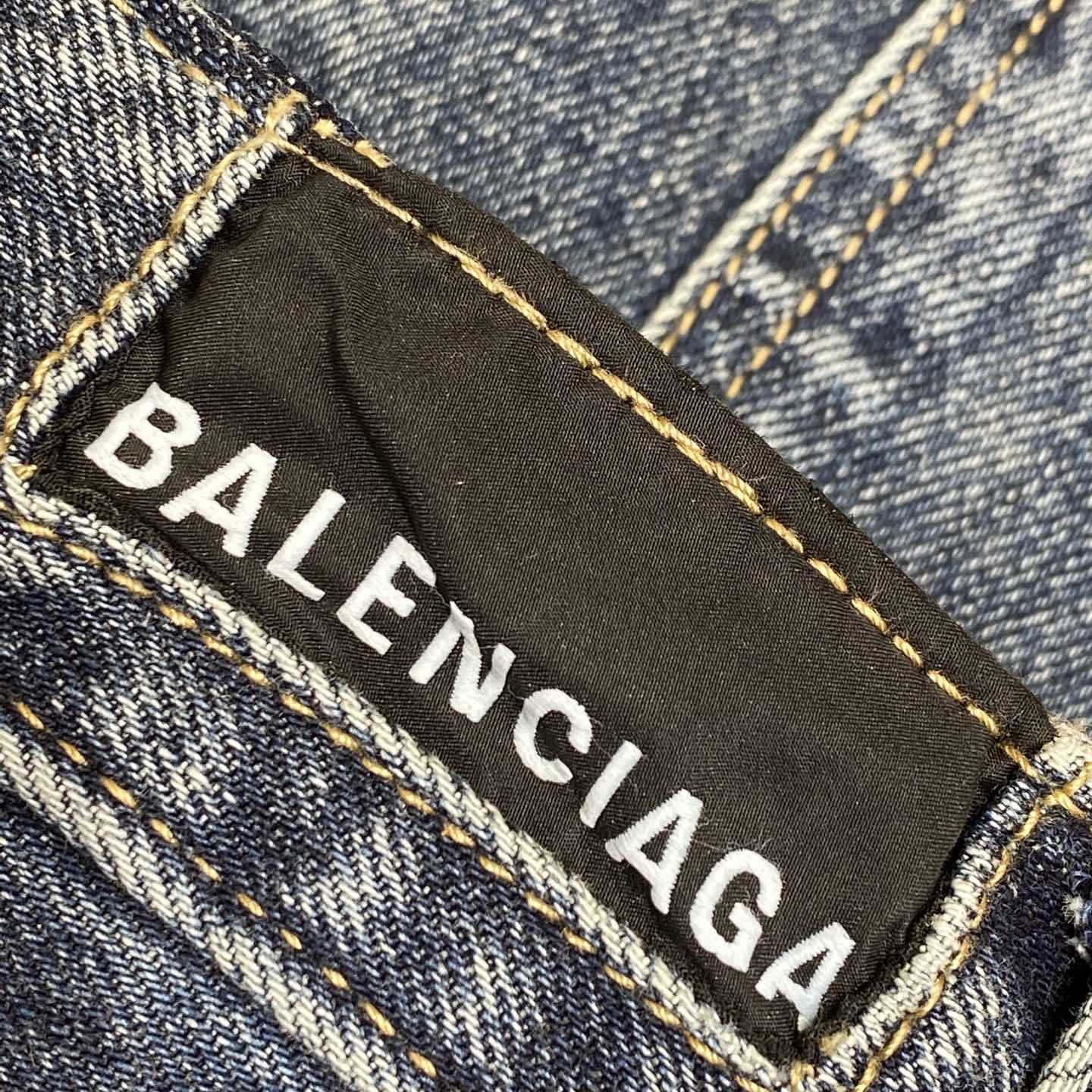 Balenciaga Flared Cargo Pants In Dark Blue - EUR FASHION