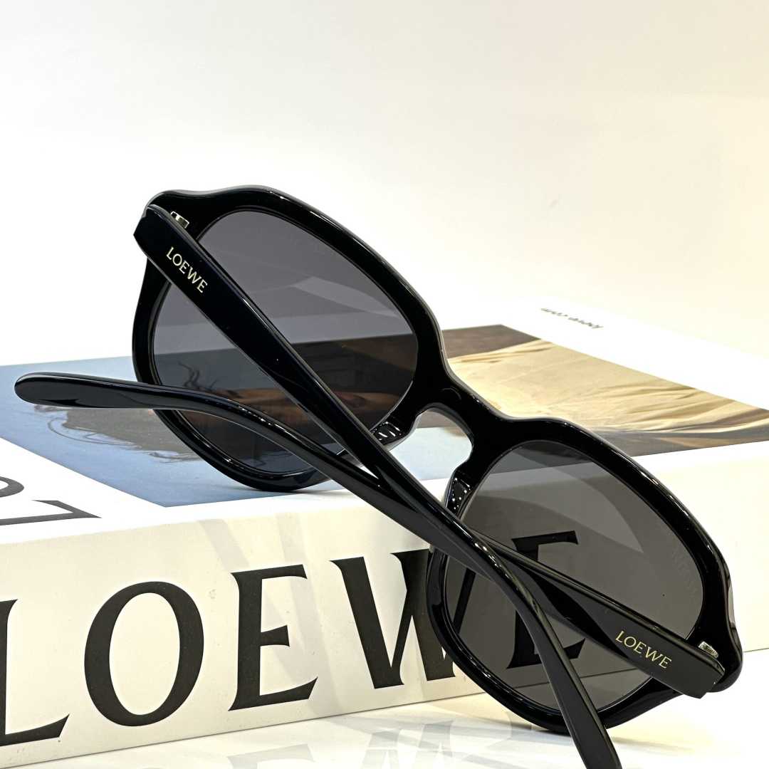Loewe Alpha Slim sunglasses  LW40163I - EUR FASHION