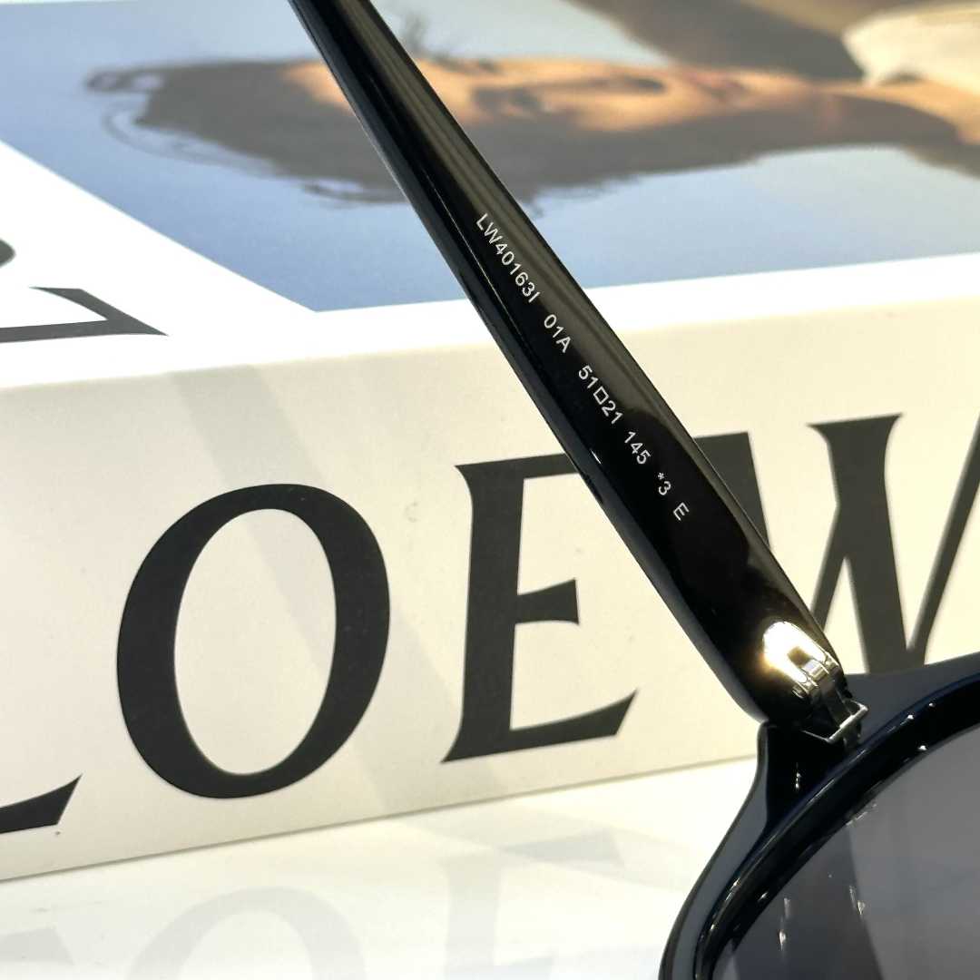 Loewe Alpha Slim sunglasses  LW40163I - EUR FASHION