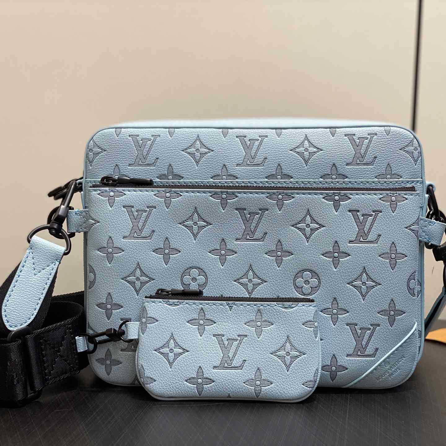 Louis Vuitton Trio Messenger   M14781 - EUR FASHION
