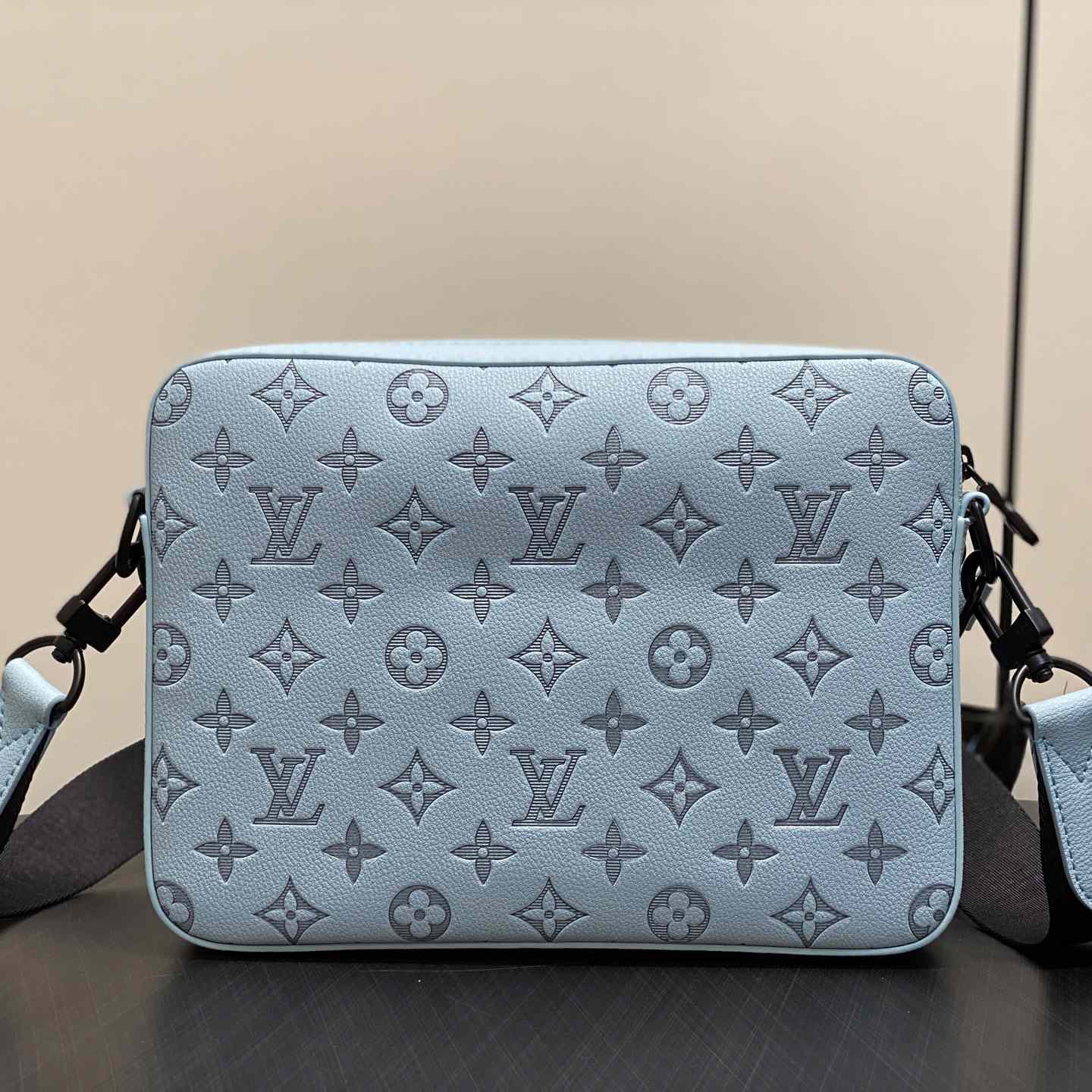 Louis Vuitton Trio Messenger   M14781 - EUR FASHION