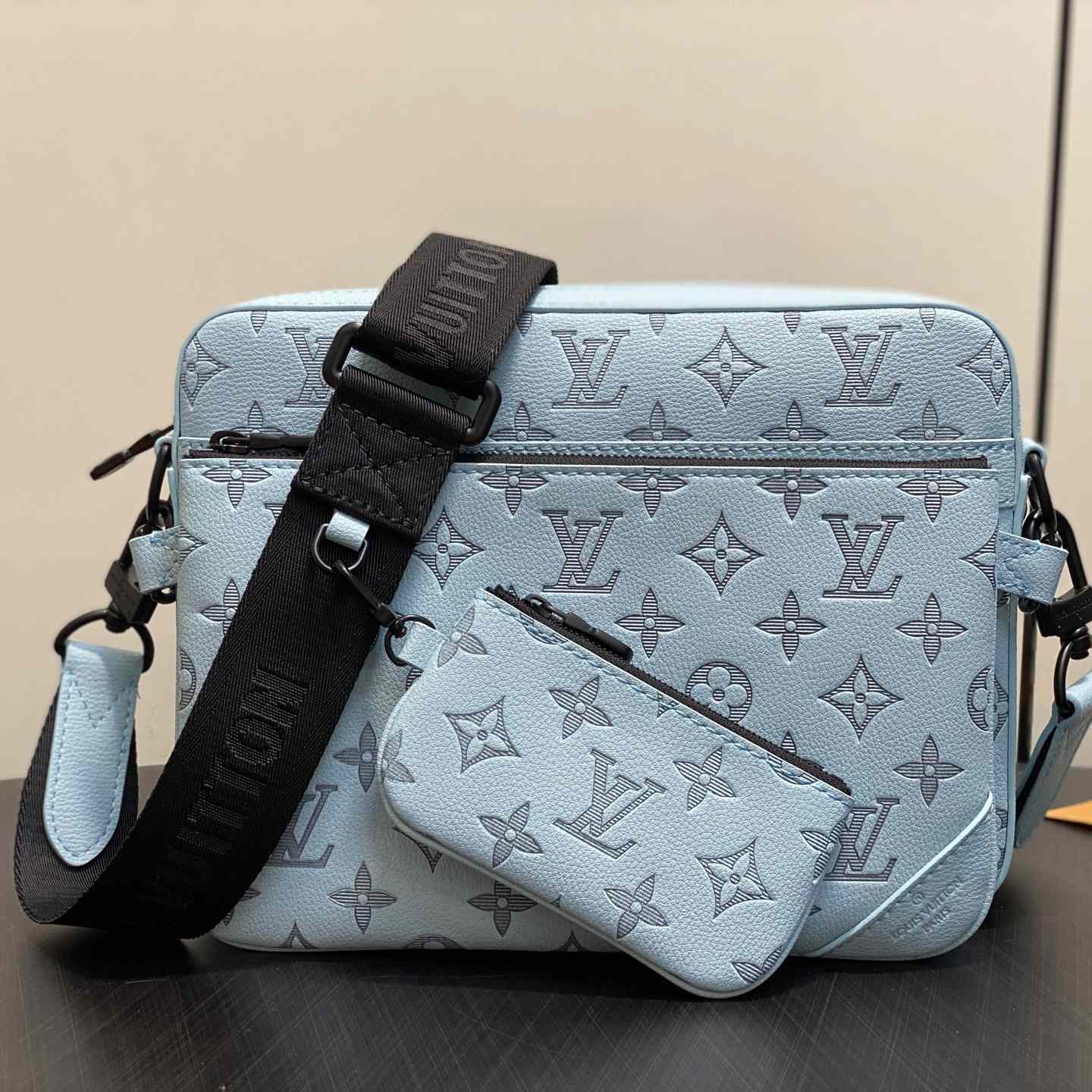 Louis Vuitton Trio Messenger   M14781 - EUR FASHION