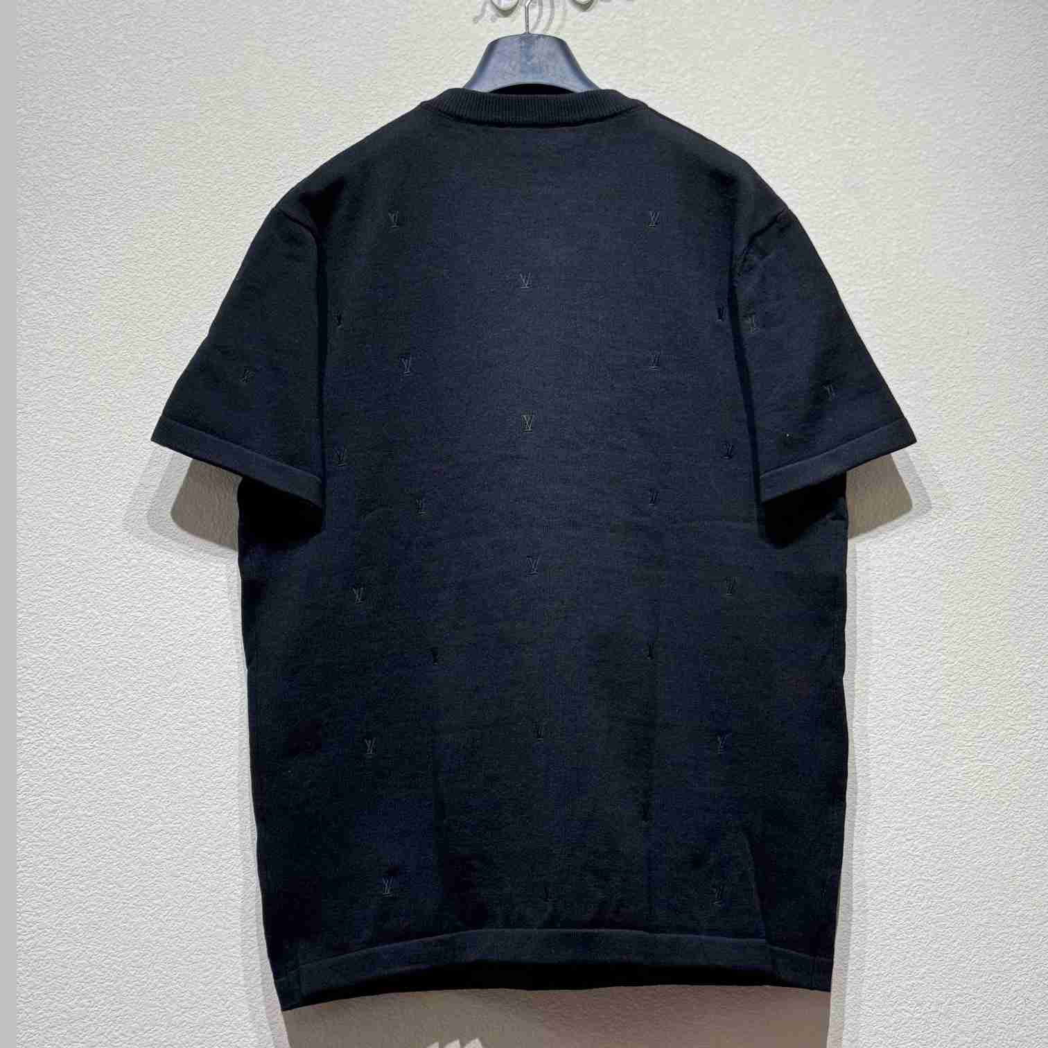 Louis Vuitton LV Blason Embroidered Short-Sleeved Crewneck   1AHVPR - EUR FASHION