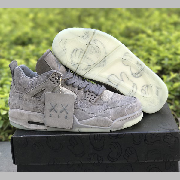 KAWS x Air Jordan 4 “Cool Grey”      - EUR FASHION