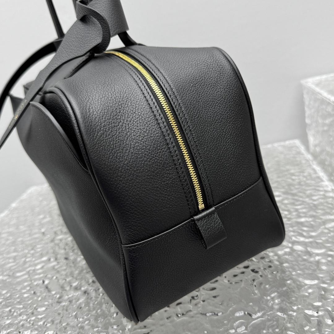 Balenciaga Carrie Bowling Bag Medium In Black  - EUR FASHION