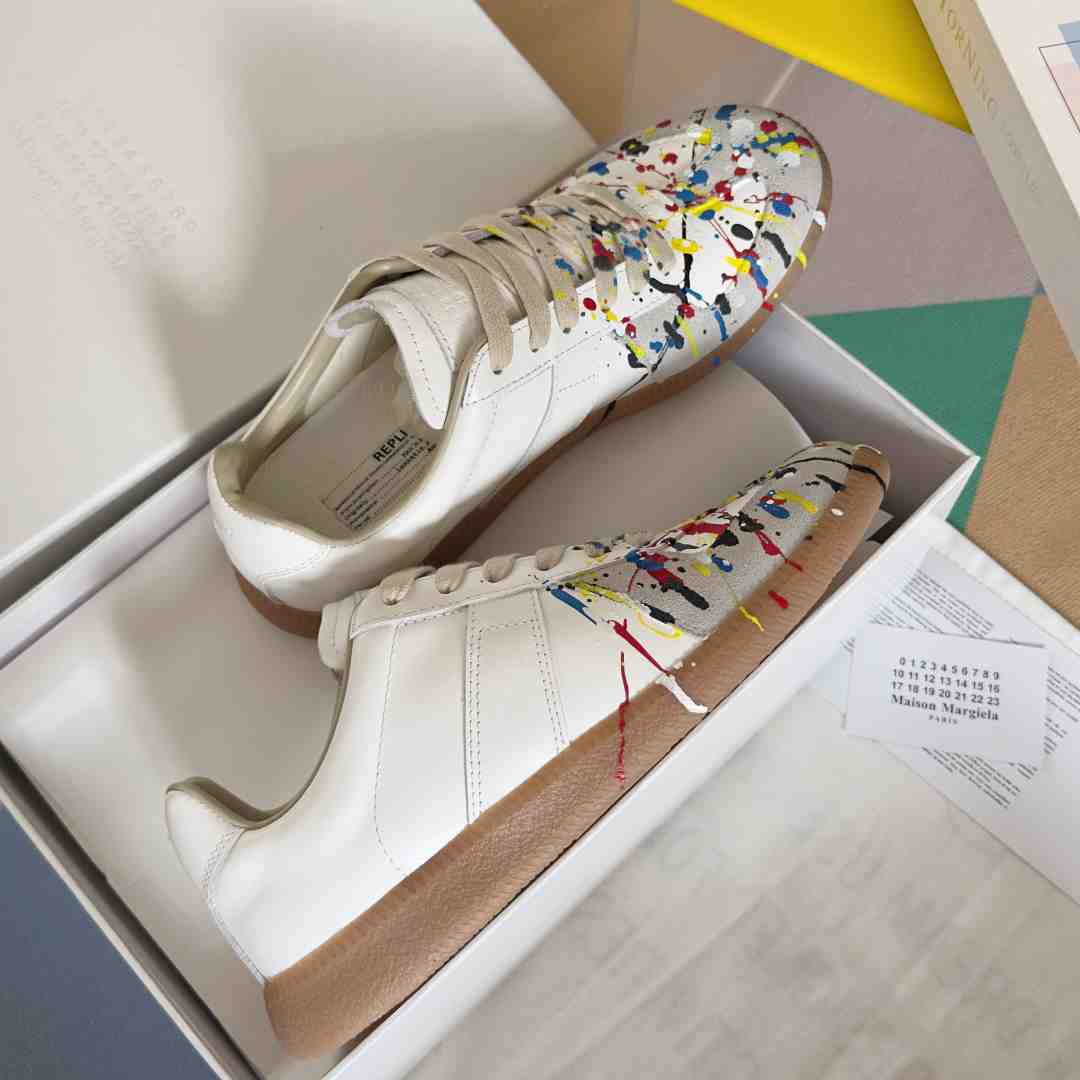 Maison Margiela Replica 'Paint Splatter - White' - EUR FASHION