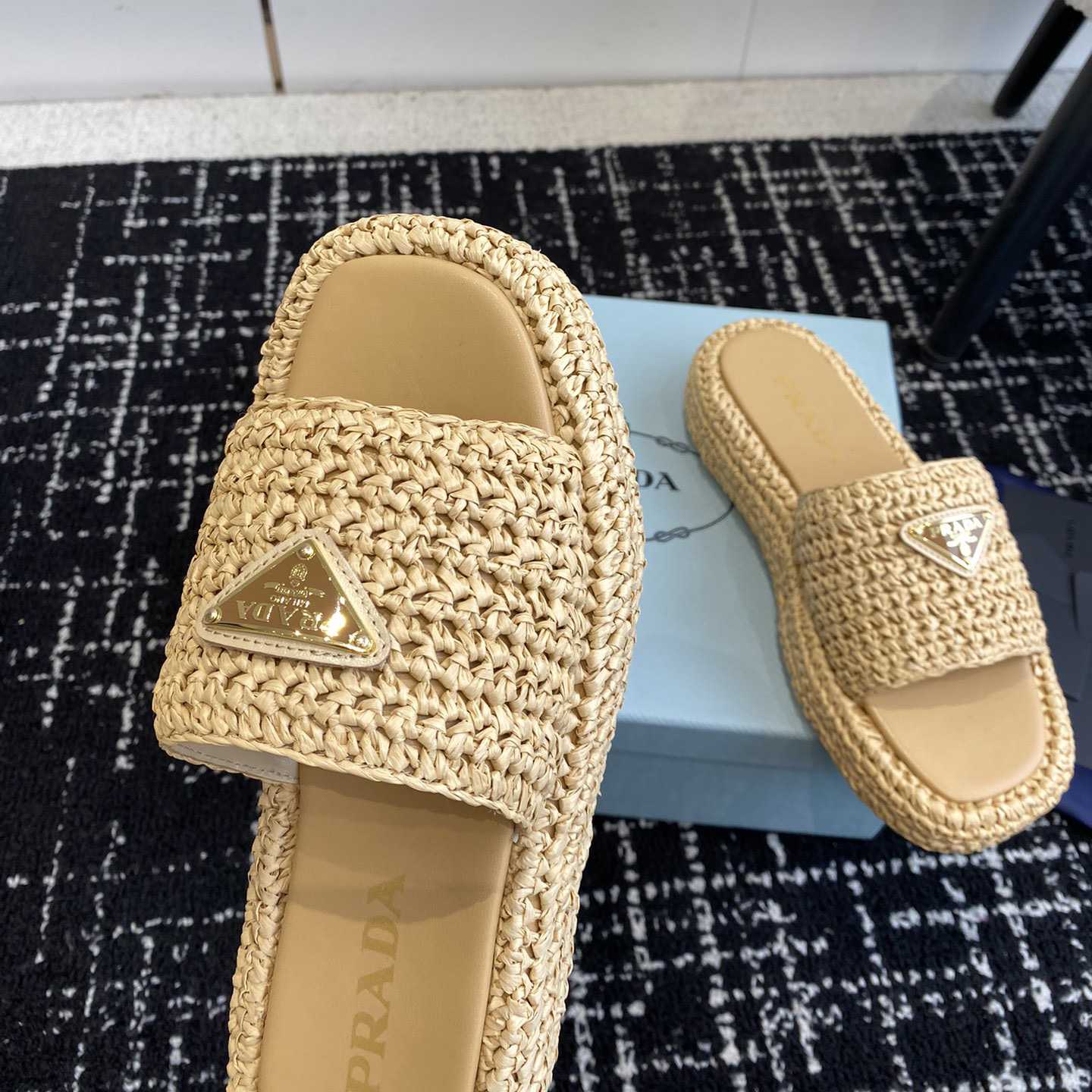Prada Crochet Flatform Slides - EUR FASHION