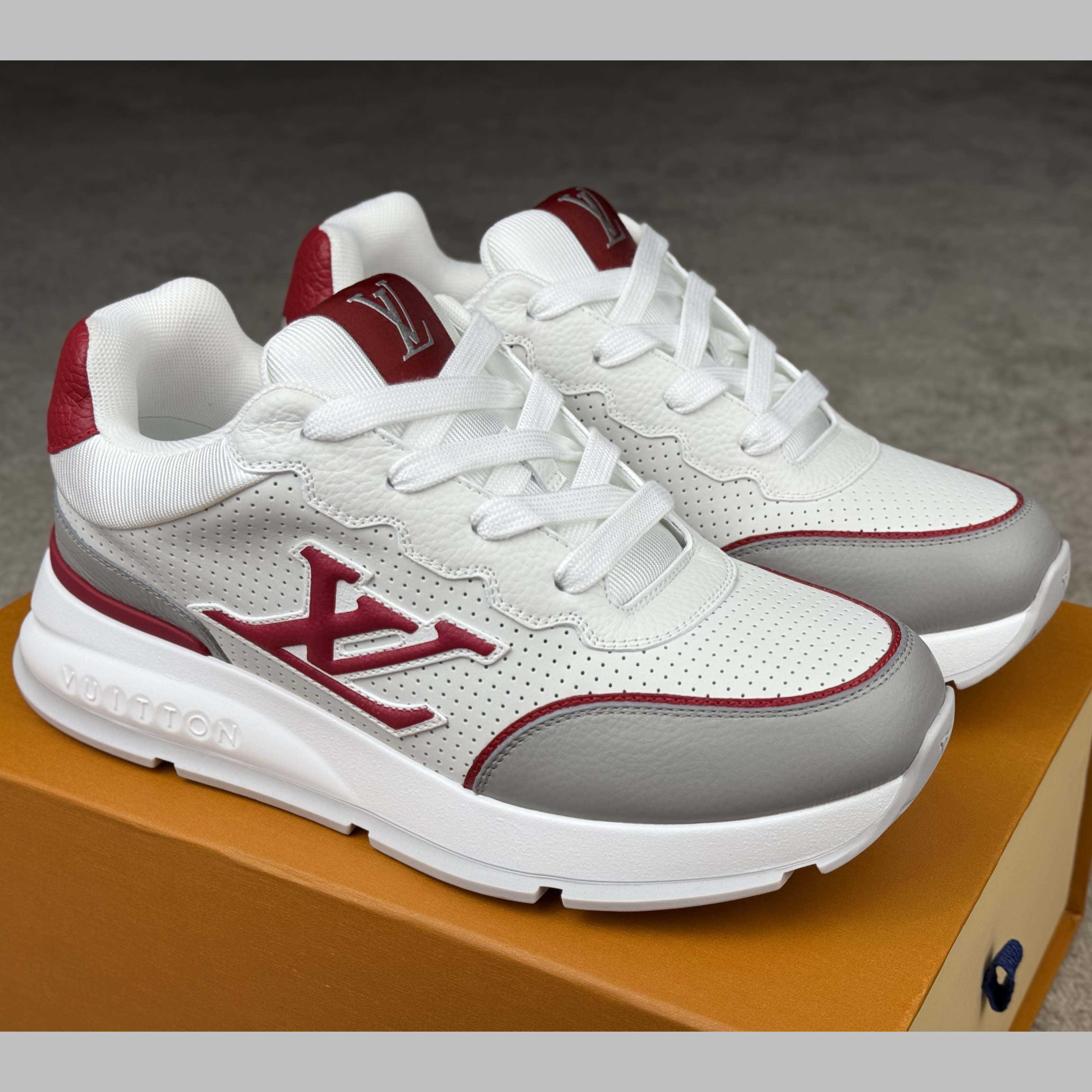 Louis Vuitton LV Classic Sneaker    - EUR FASHION