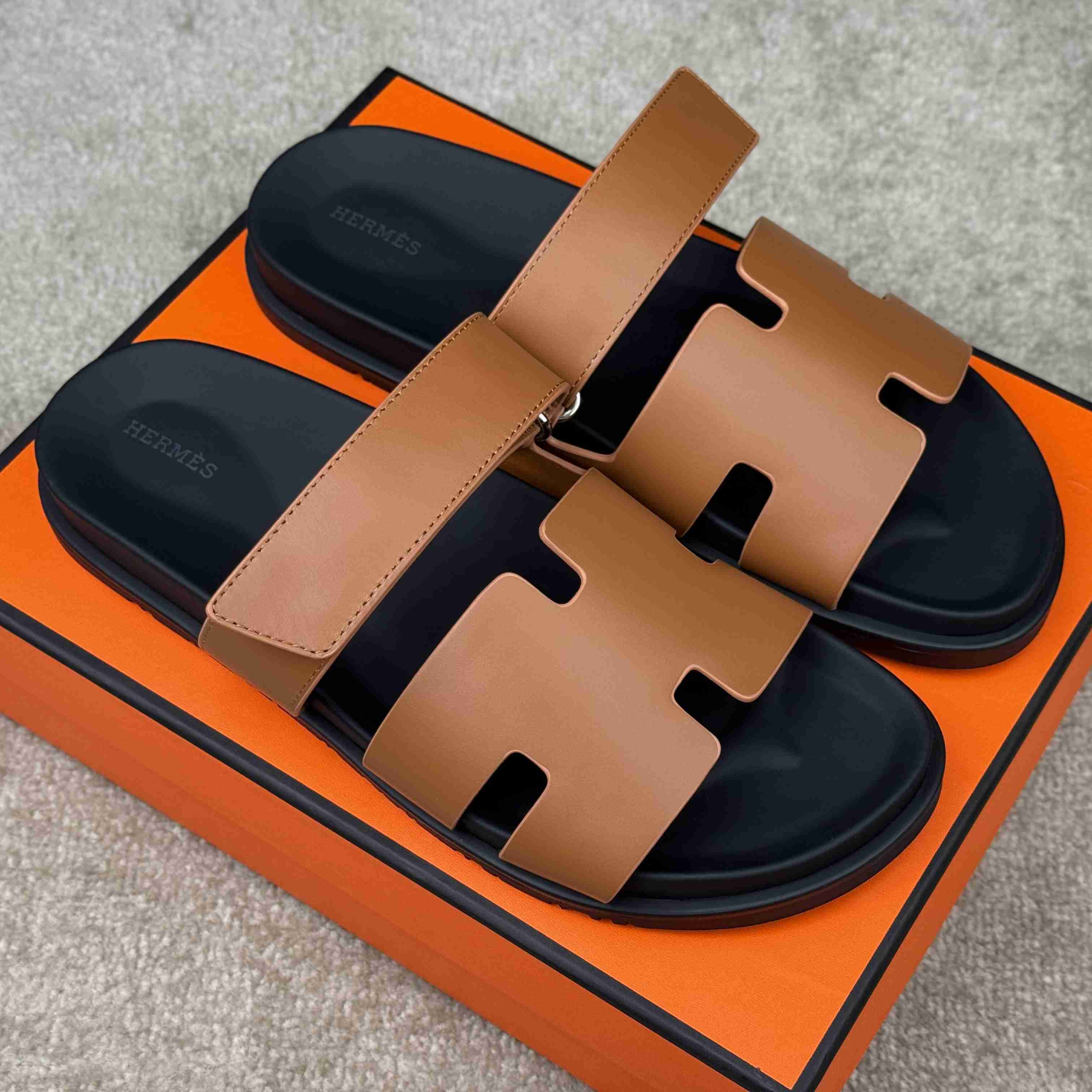 Hermes Chypre Sandal - EUR FASHION