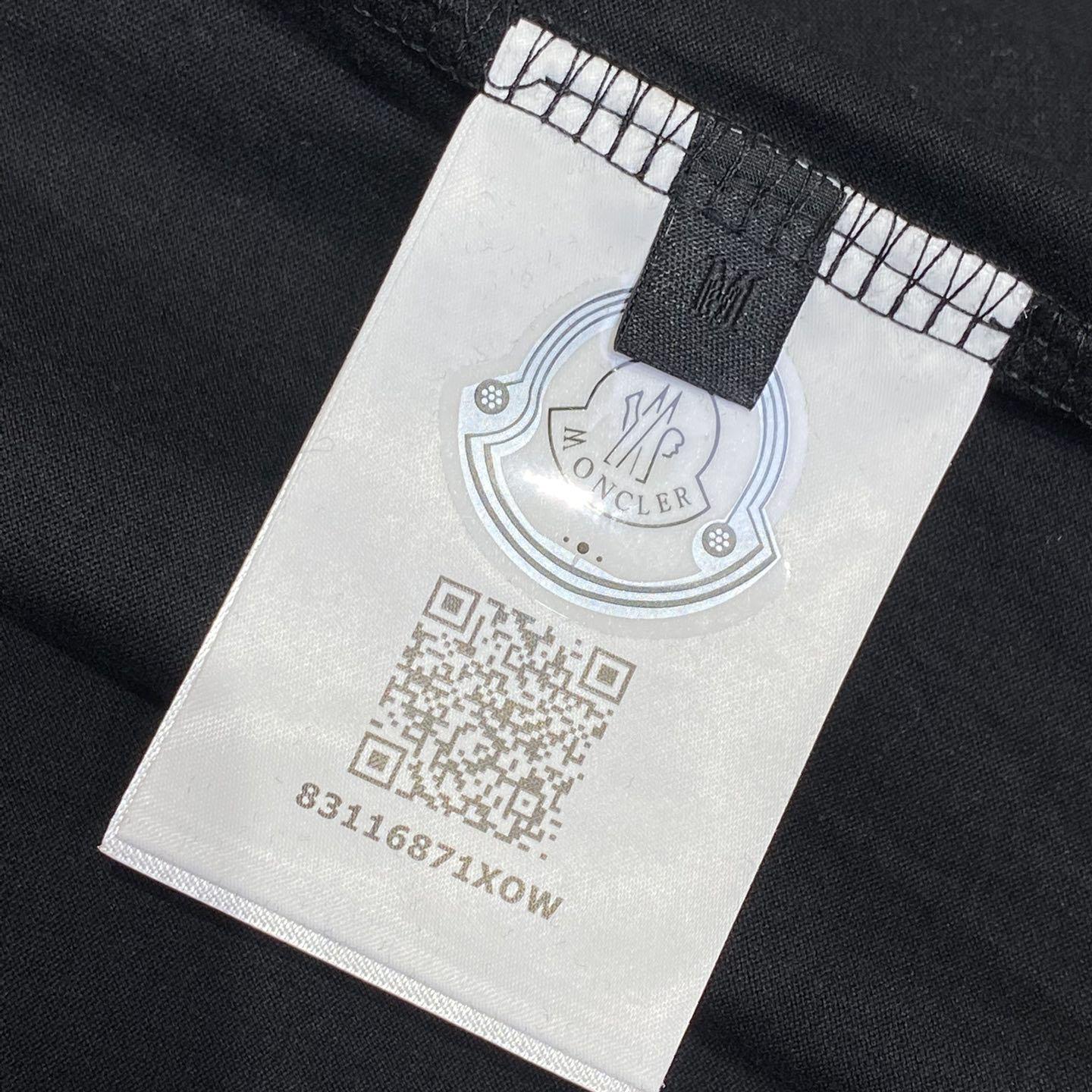 Moncler Blurred Logo Cotton T-shirt - EUR FASHION