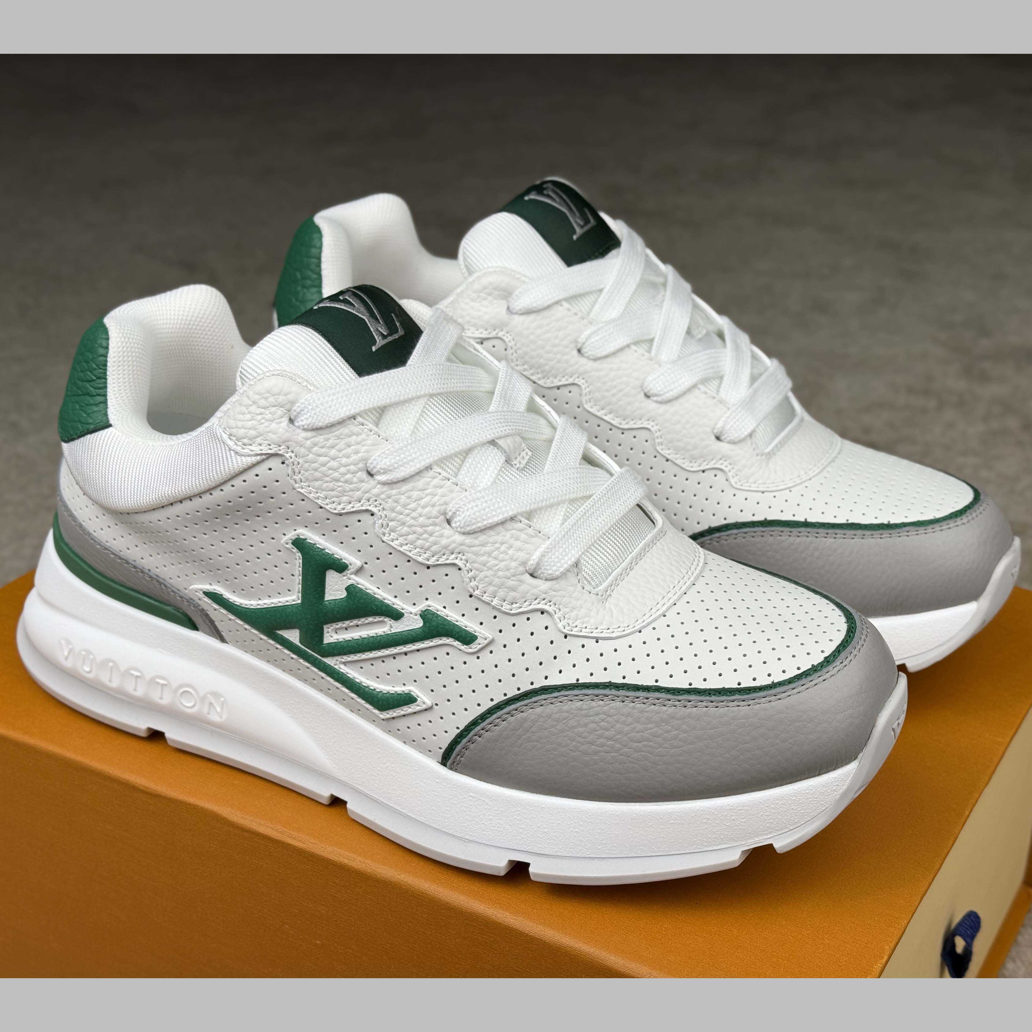 Louis Vuitton LV Classic Sneaker   1AHSUG - EUR FASHION