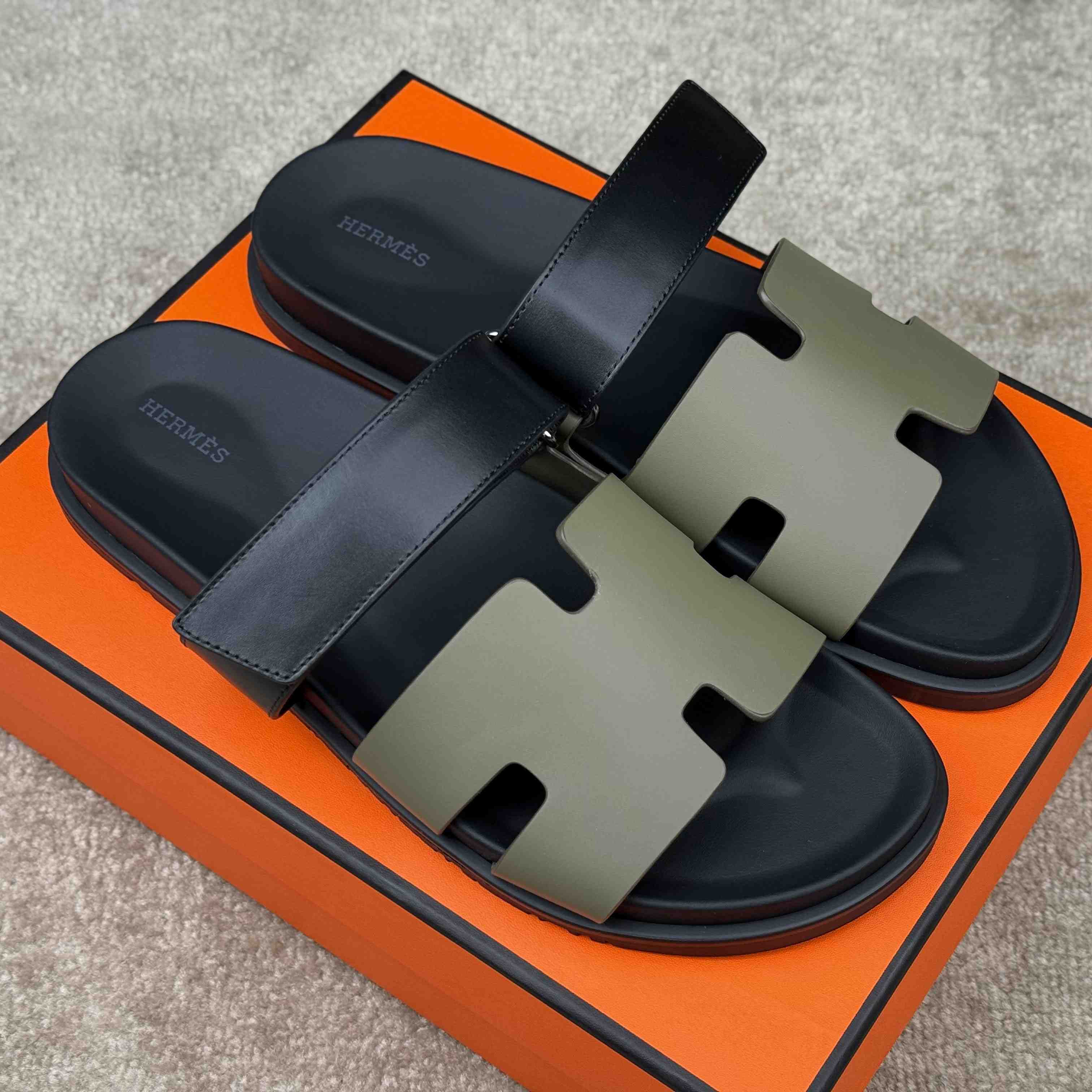 Hermes Chypre Sandal - EUR FASHION