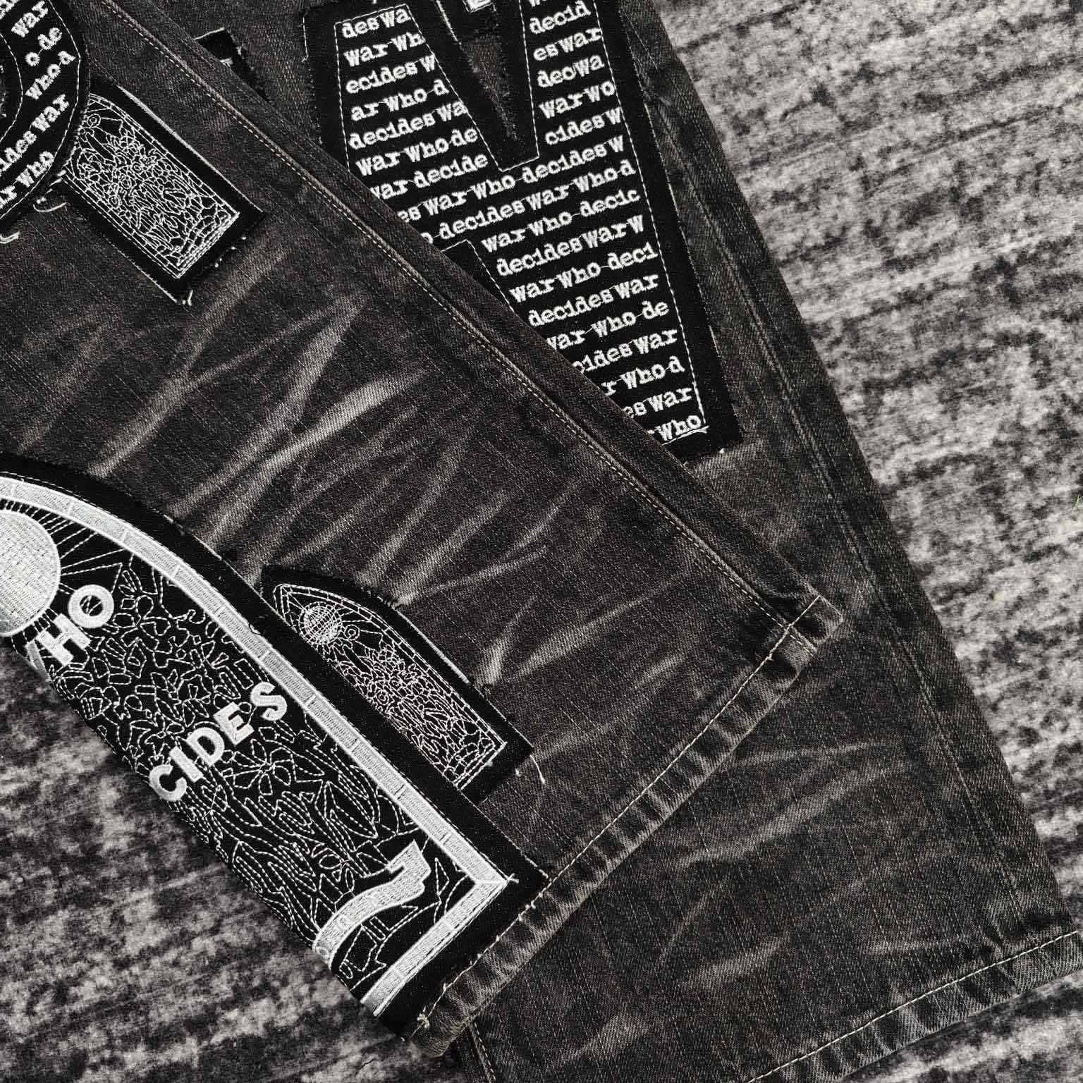Who Decides War Motif Patched Jeans   701 - EUR FASHION