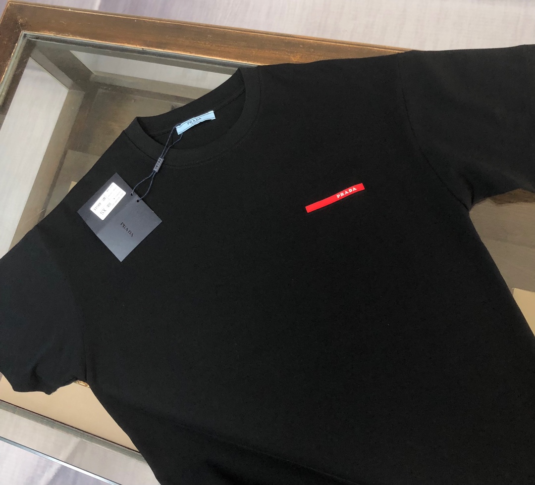 Prada Cotton  T-shirt  - EUR FASHION