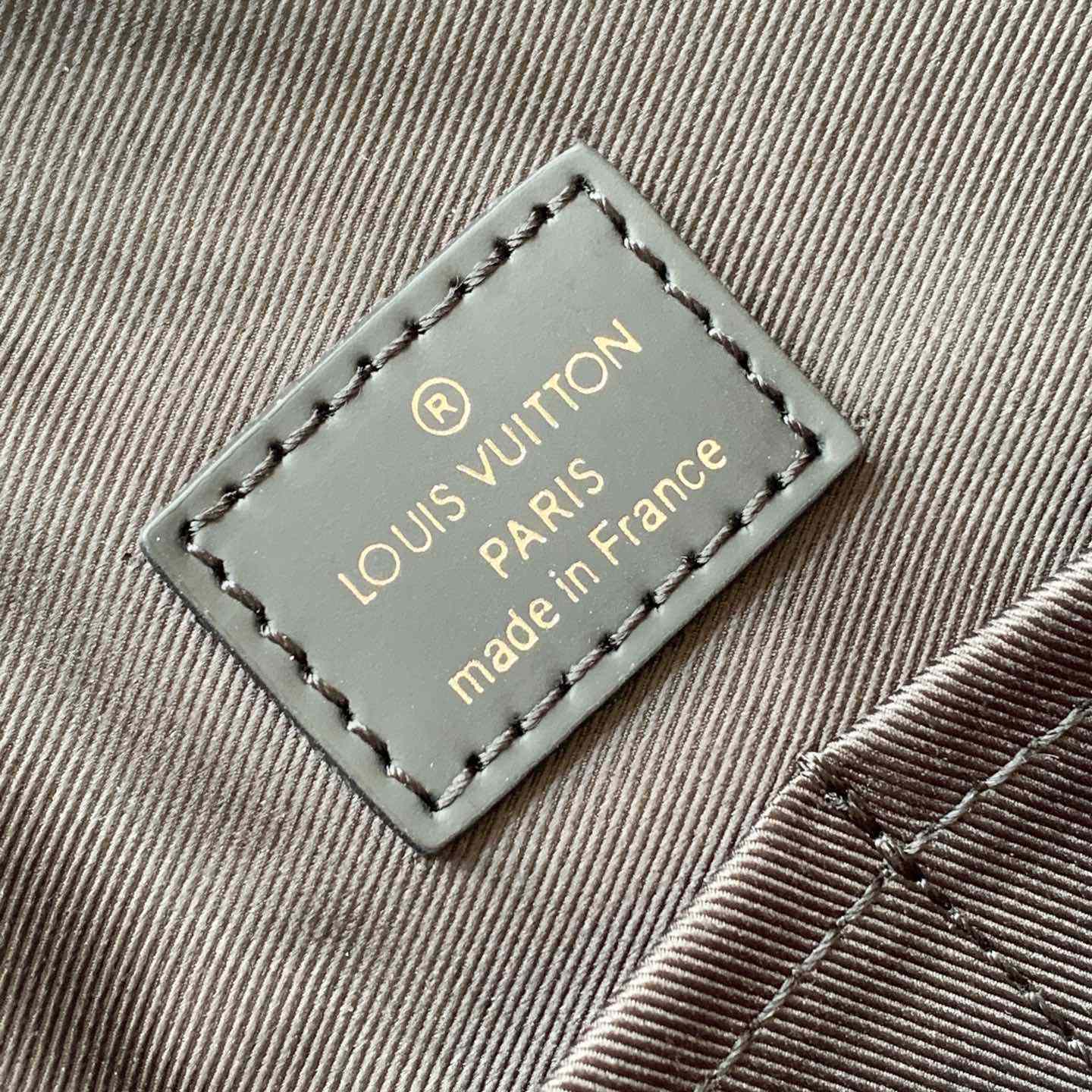 Louis Vuitton Monogram Eclipse Briefcase  39x28x11cm  M40566 - EUR FASHION