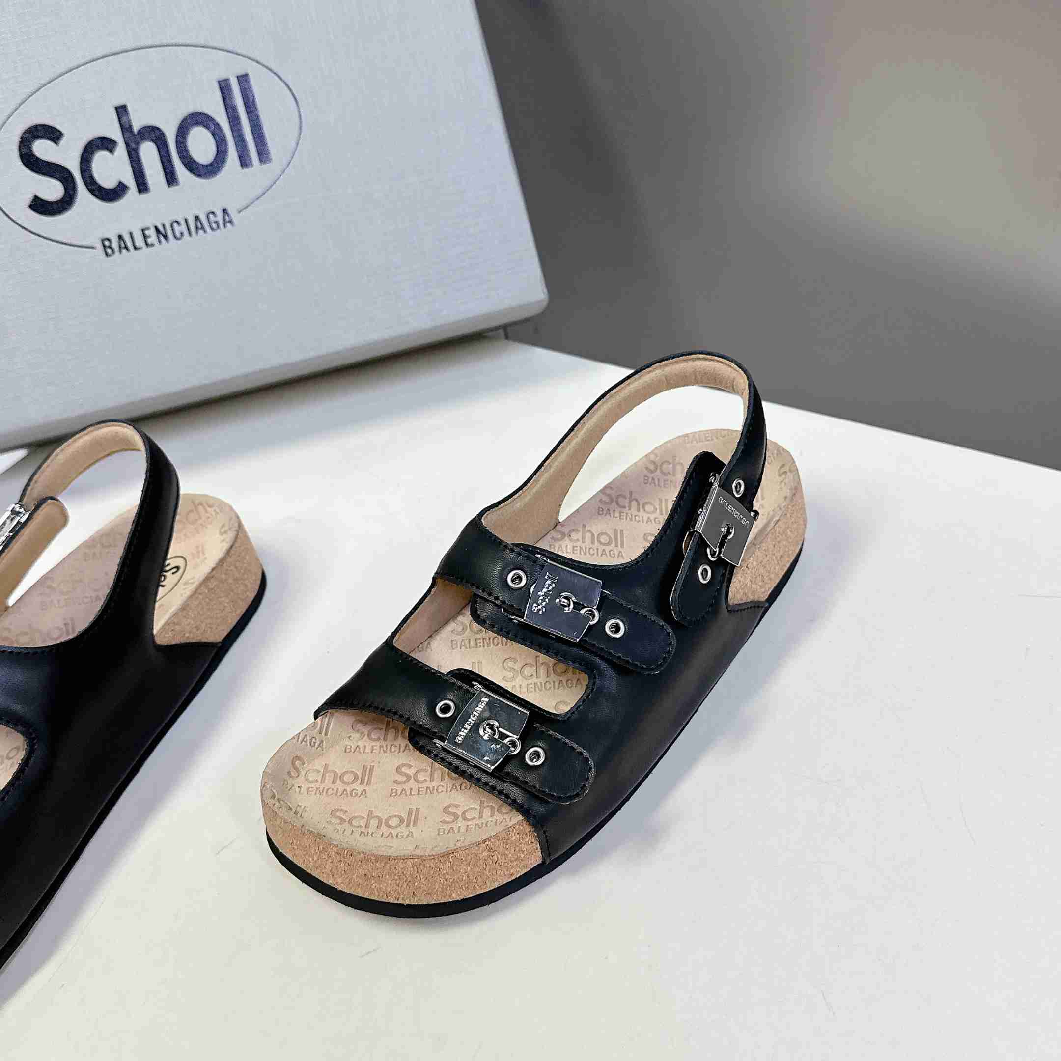 Balenciaga Scholl Flat Sandal In Black - EUR FASHION