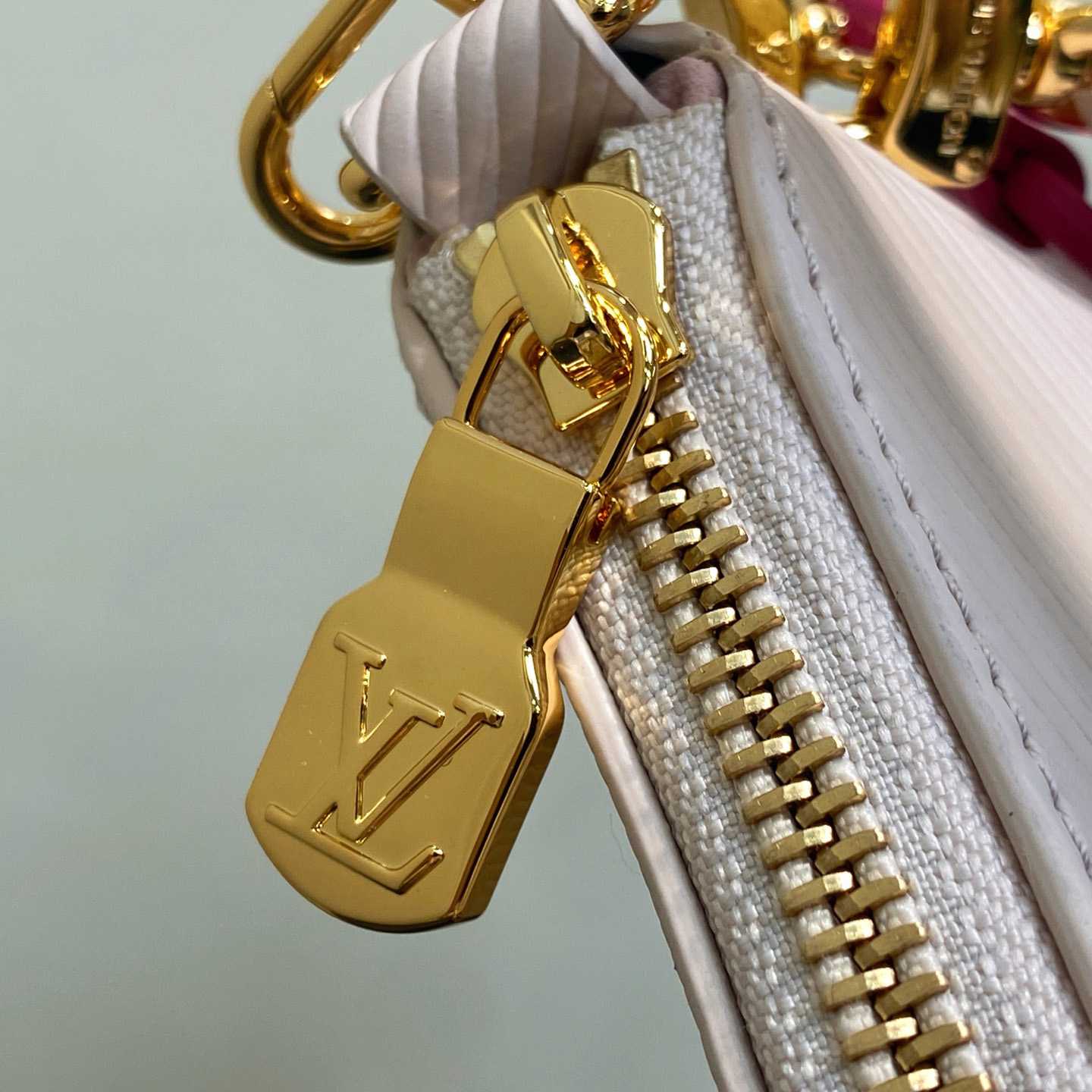 Louis Vuitton LV x TM Marellini   M13101 - EUR FASHION