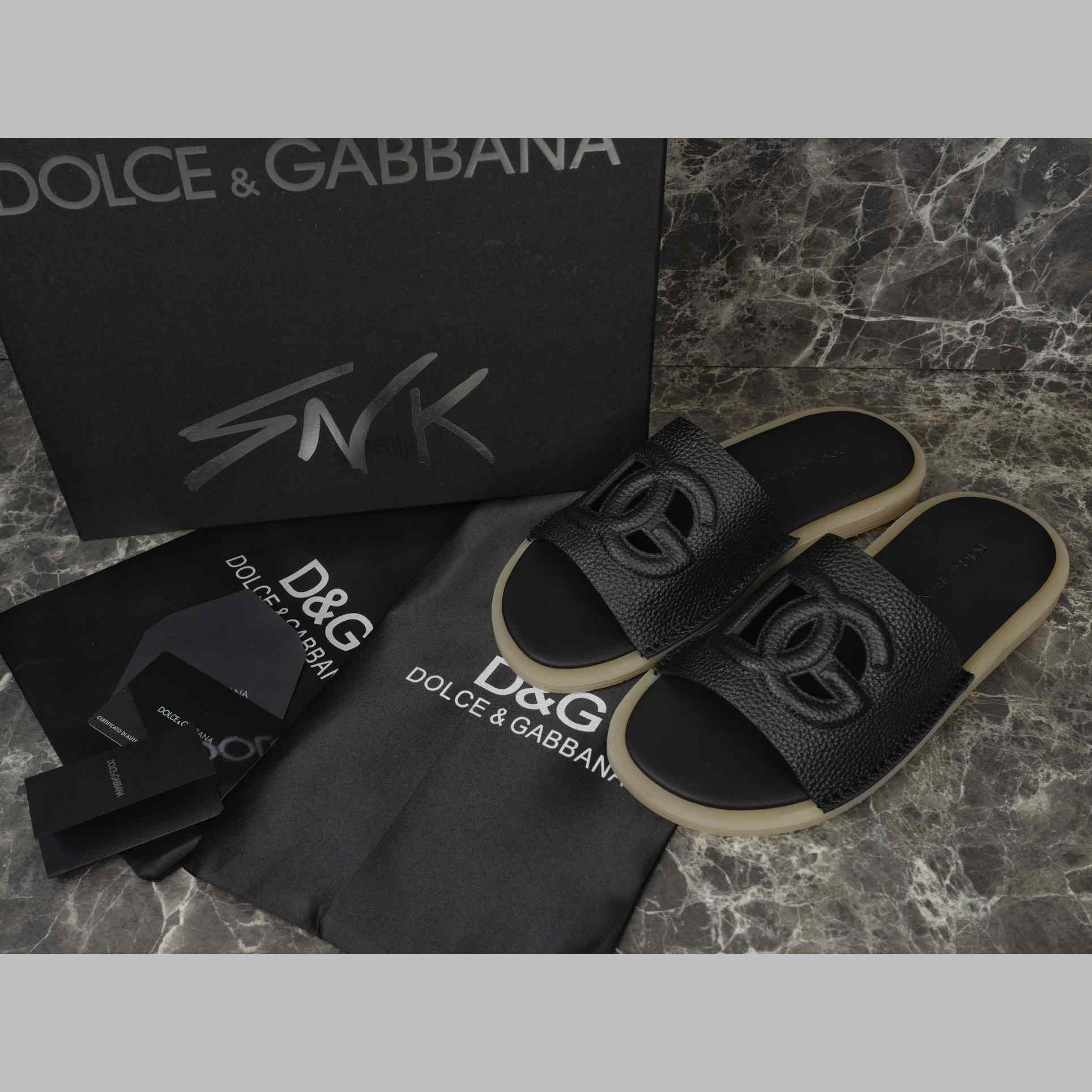 Dolce & Gabbana Black Leather Sliders - EUR FASHION