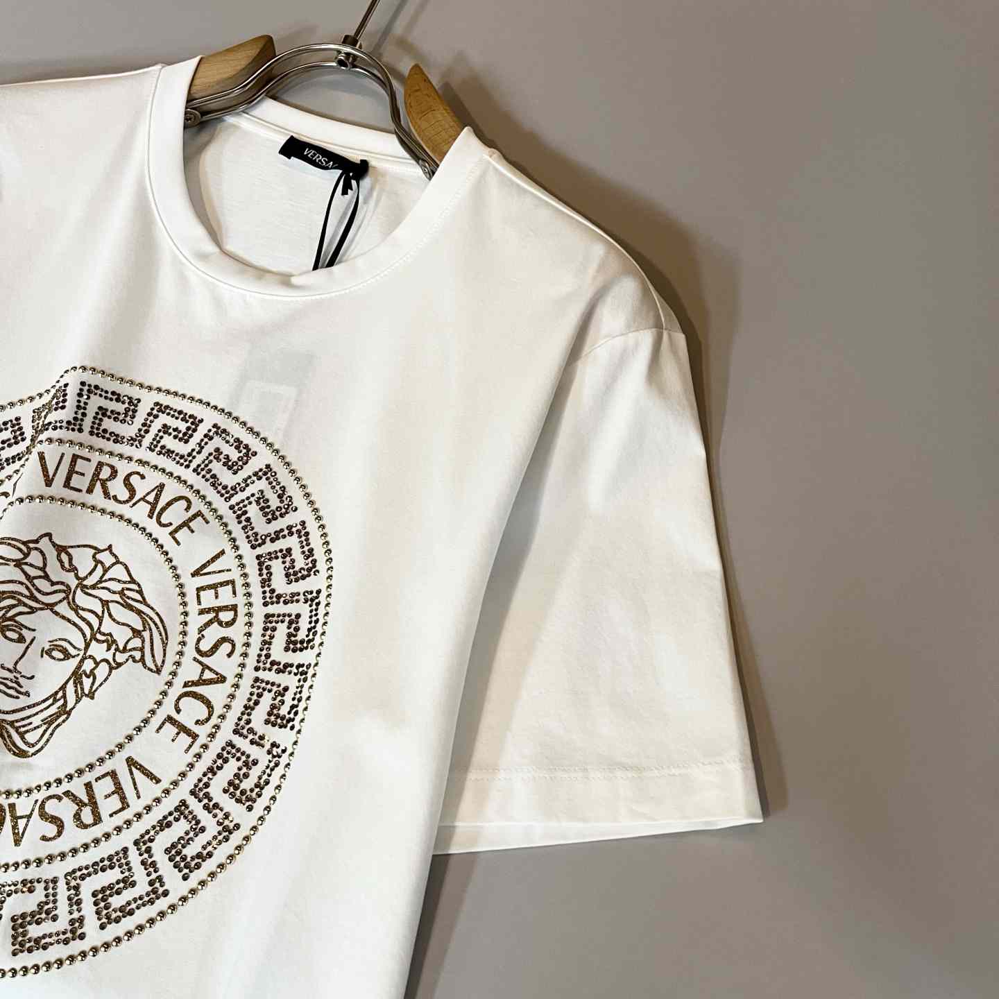 Versace Medusa T-shirt - EUR FASHION