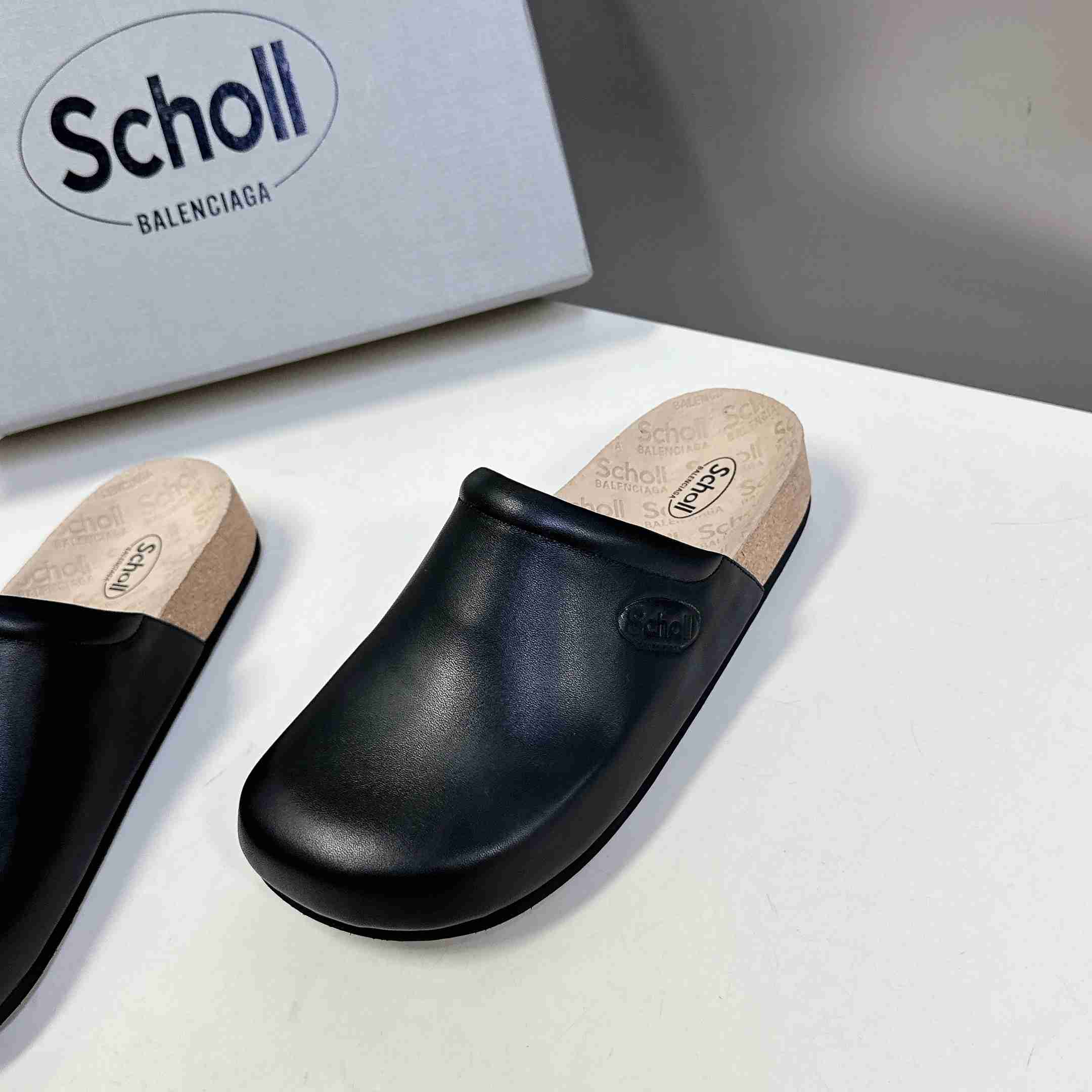 Balenciaga Scholl Flat Mule In Black - EUR FASHION